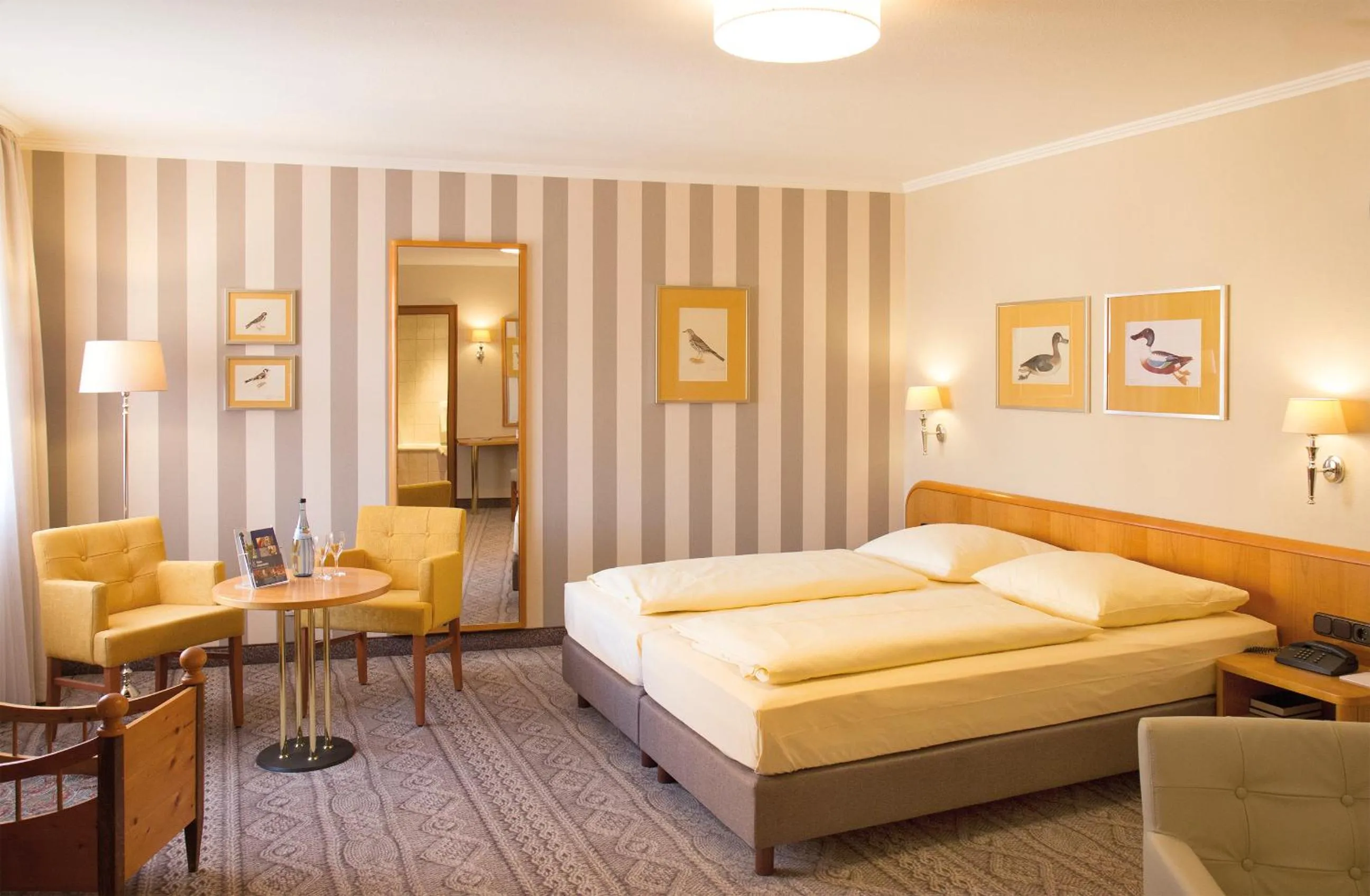 Photo of the whole room, Bed in Hotel Reichsküchenmeister