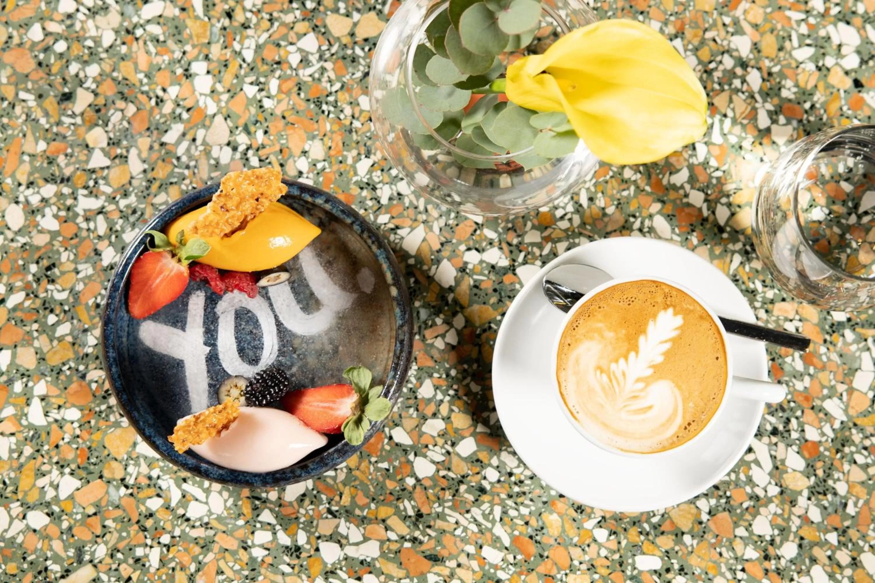 Lounge or bar in Le Méridien Vienna