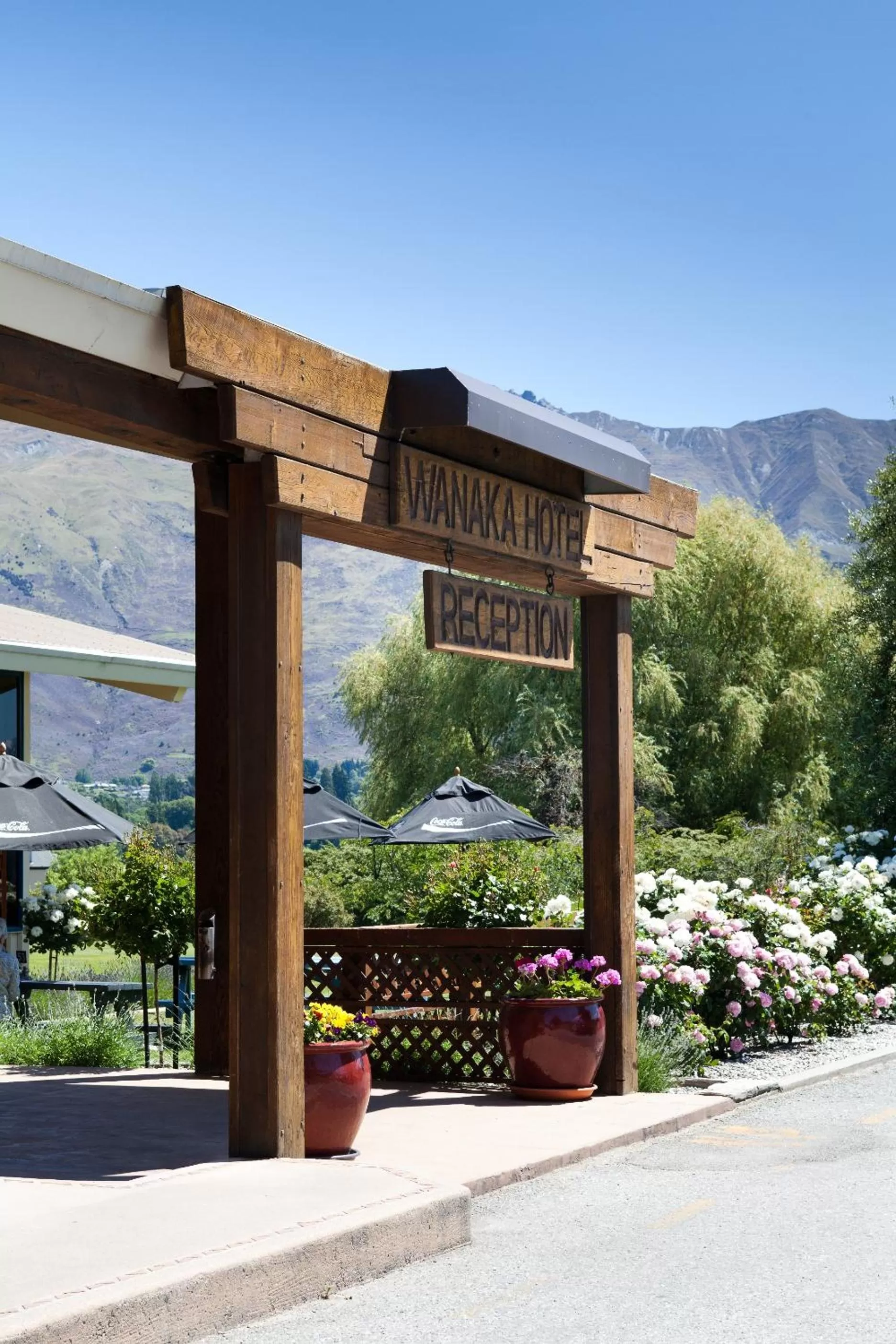 Facade/entrance in Wanaka Hotel