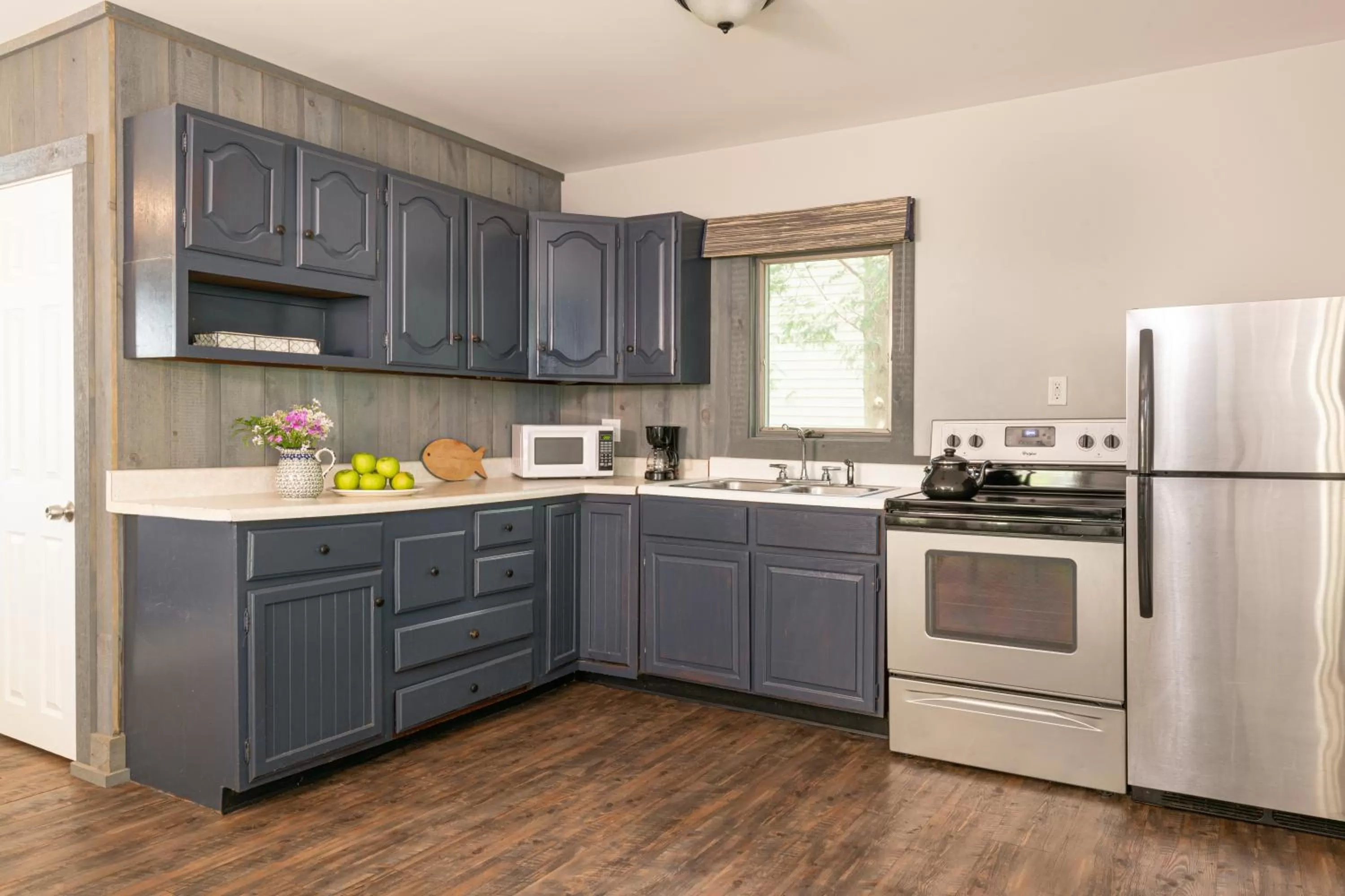 kitchen in Lake Bomoseen Lodge