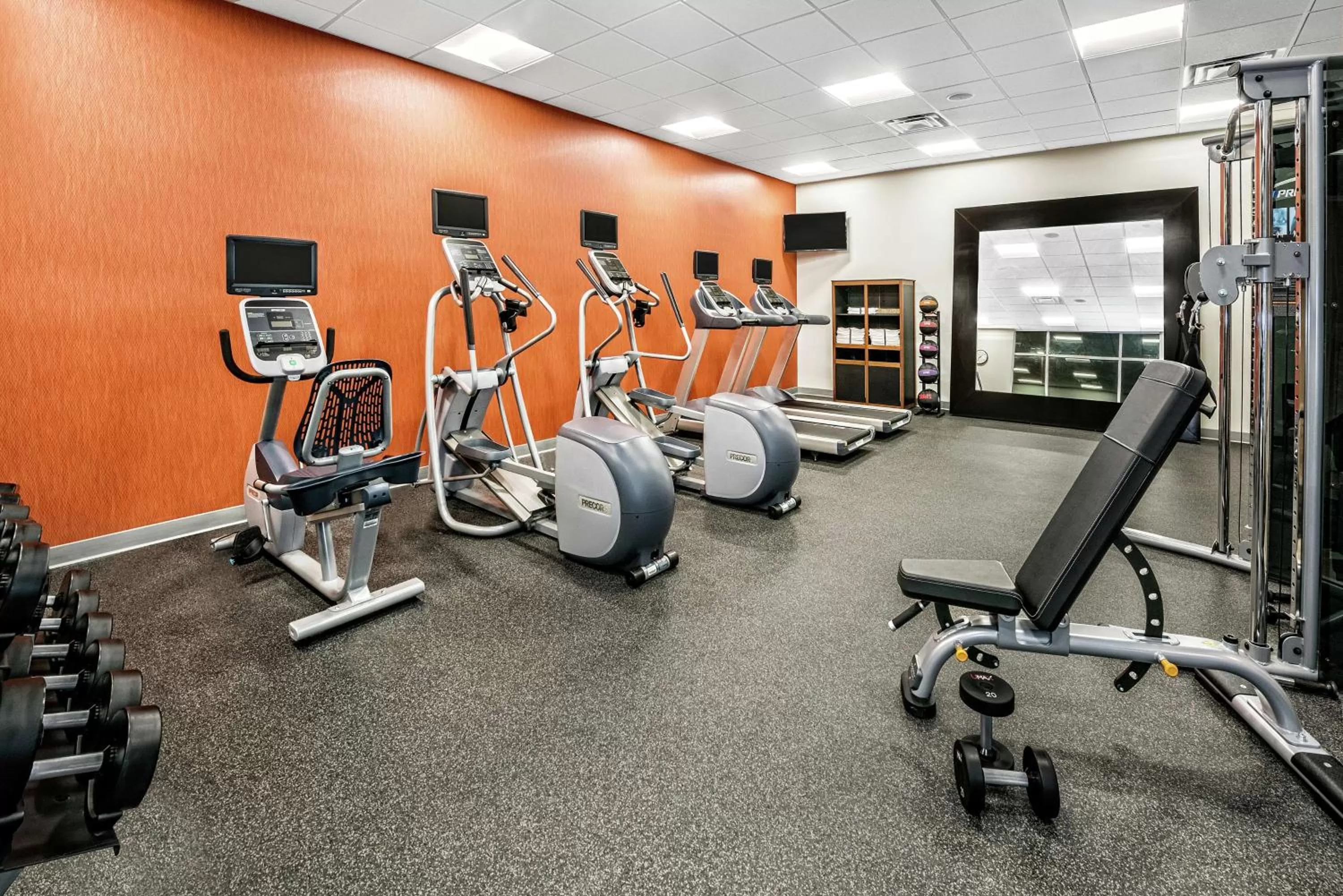 Fitness centre/facilities in Hilton Garden Inn San Marcos