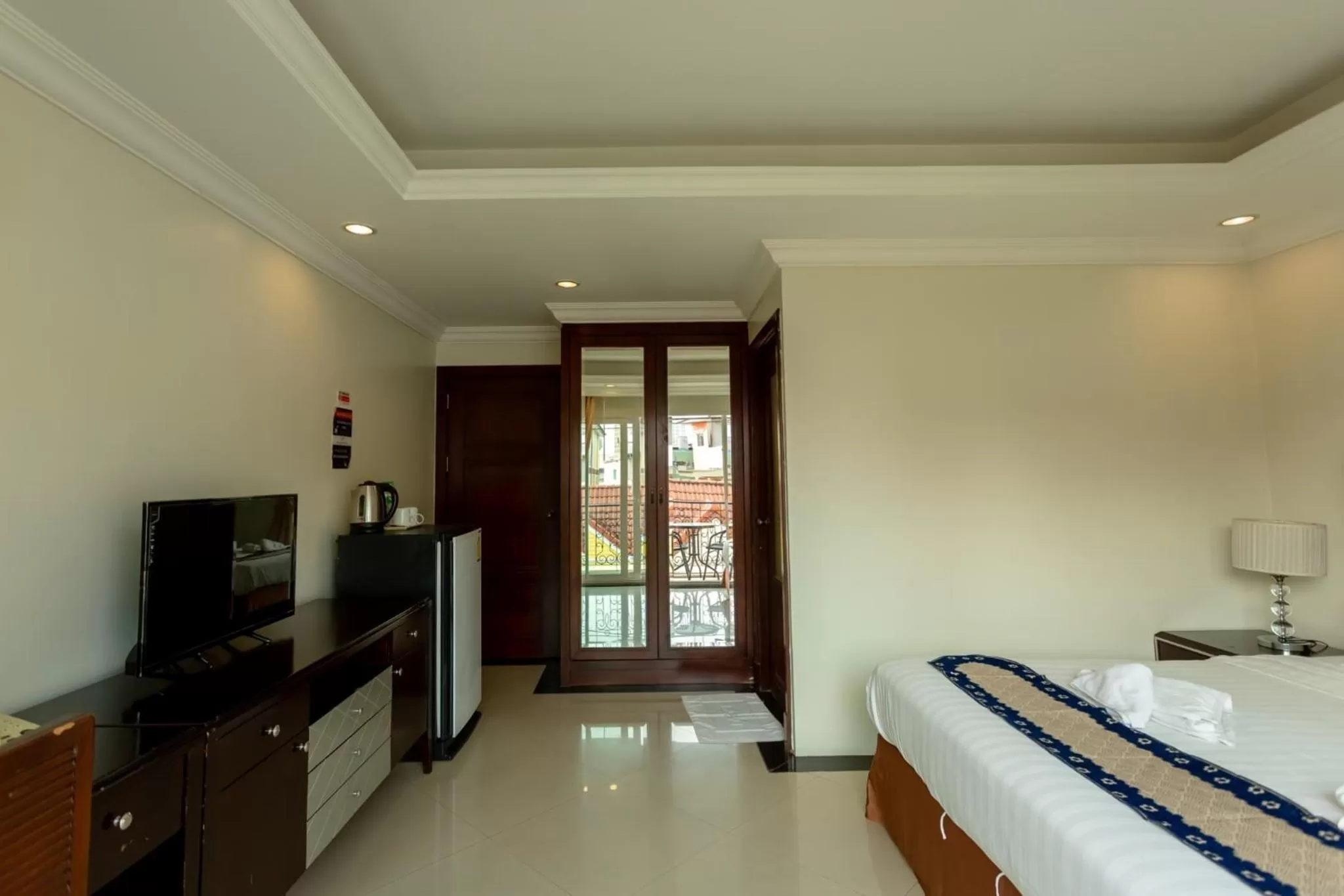 Photo of the whole room, Bed in Ivory Palace Hotel