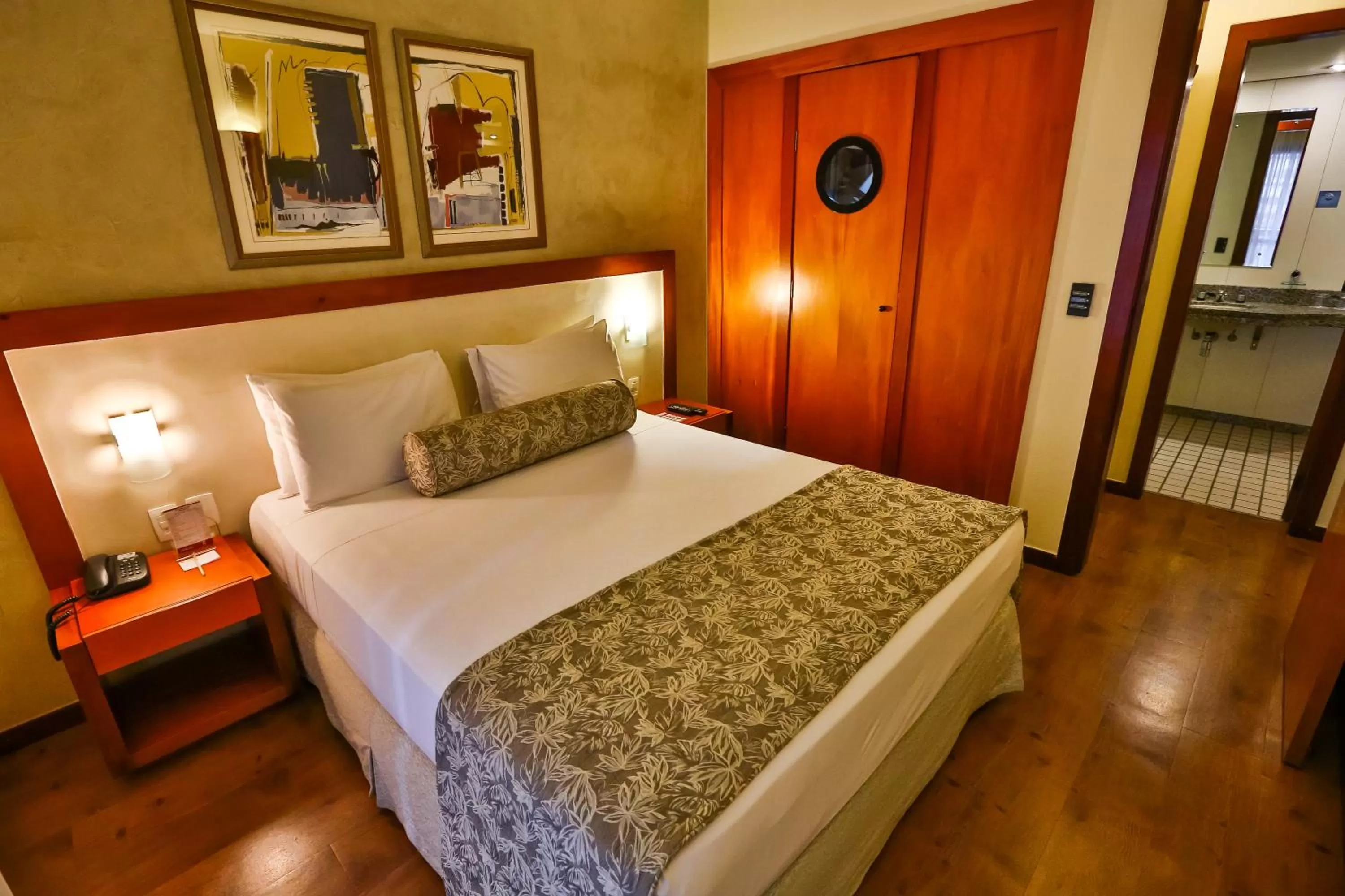 Bedroom, Bed in Metropolitan Hotel Brasília