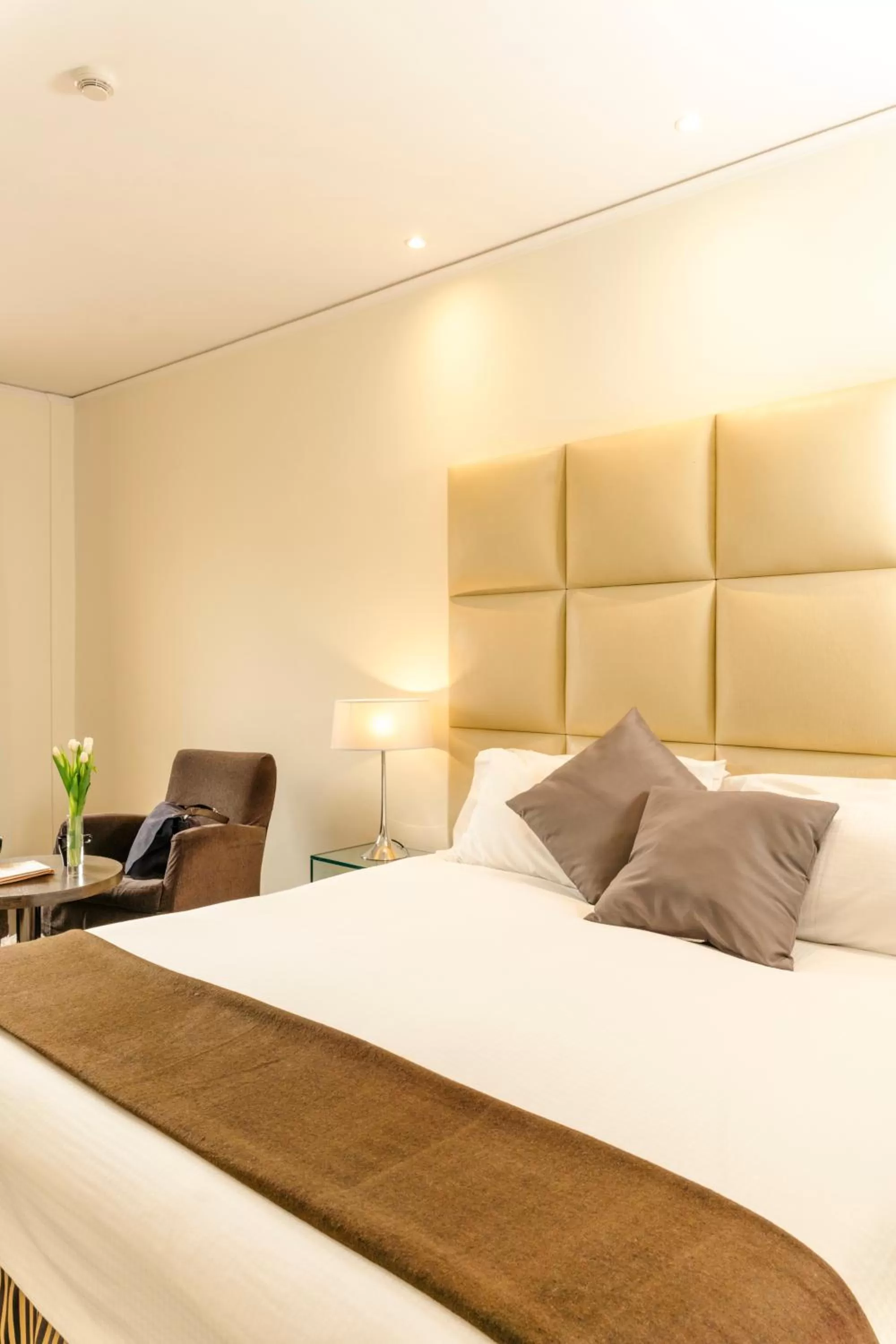 Bed in Cosmopolitan Hotel