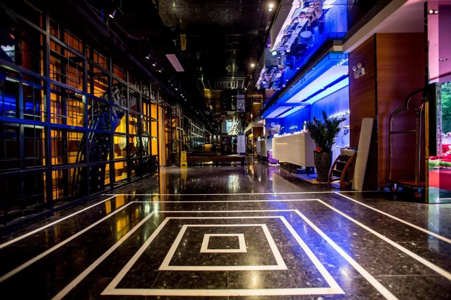 Likto Hotel-Free Shuttle Bus to Canton Fair