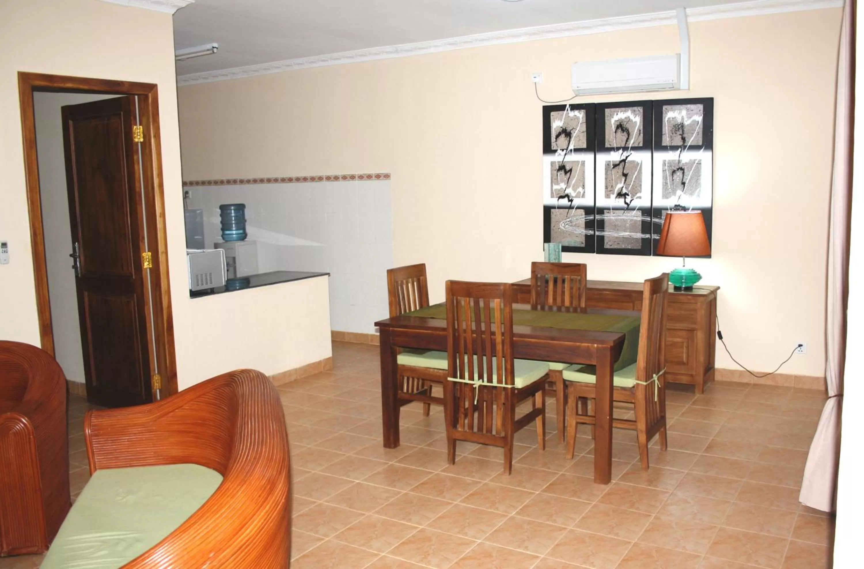 Dining Area in Malinamoc Paradise