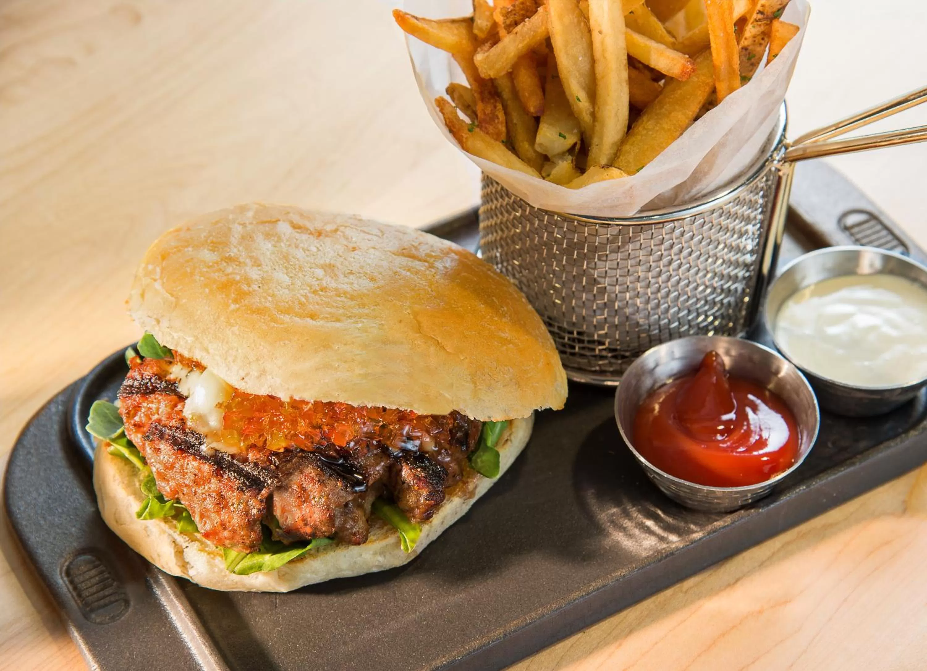 Restaurant/places to eat in Hotel Indigo Traverse City by IHG