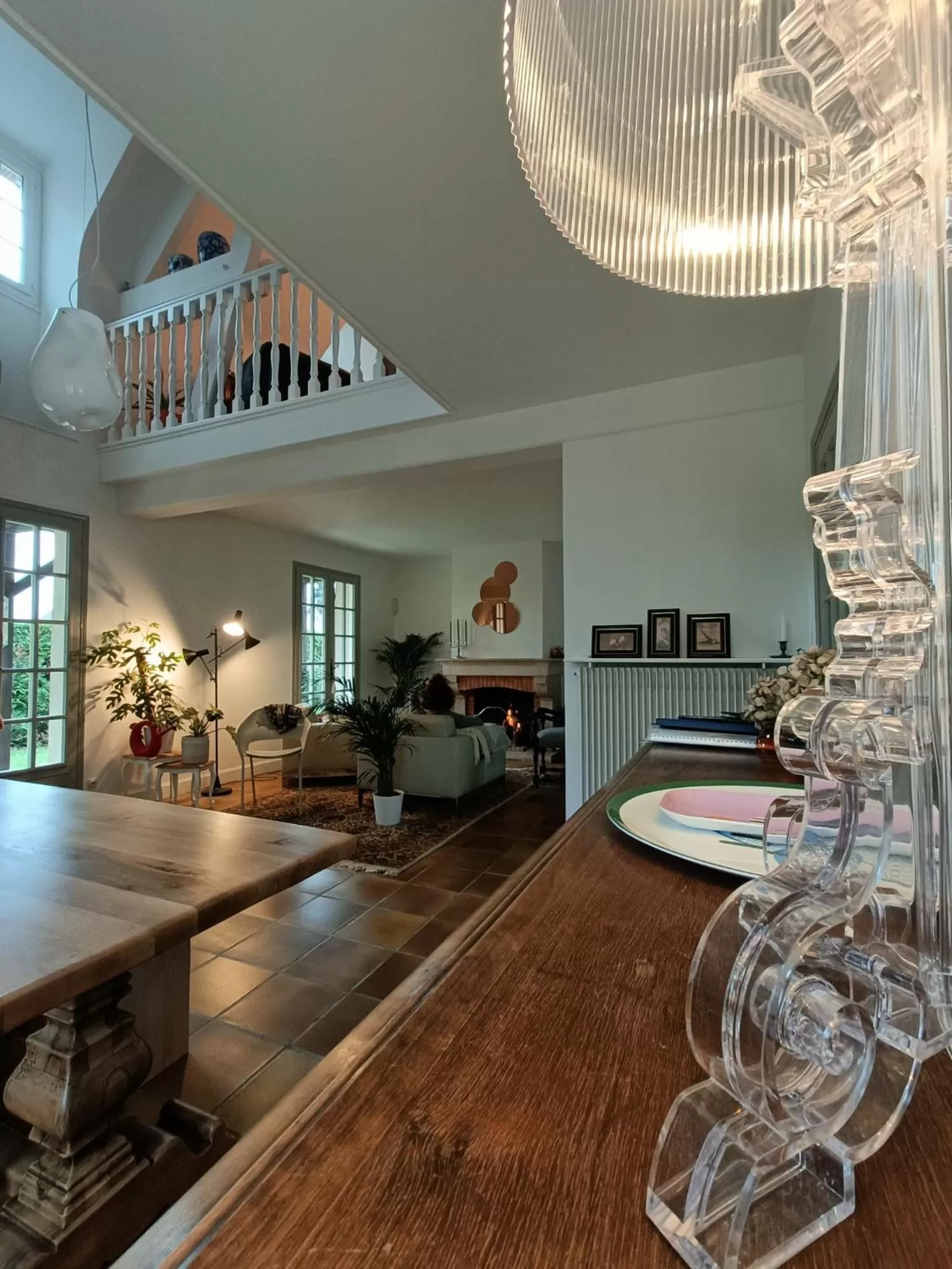 Dining area, Lounge/Bar in Maison et Florescence