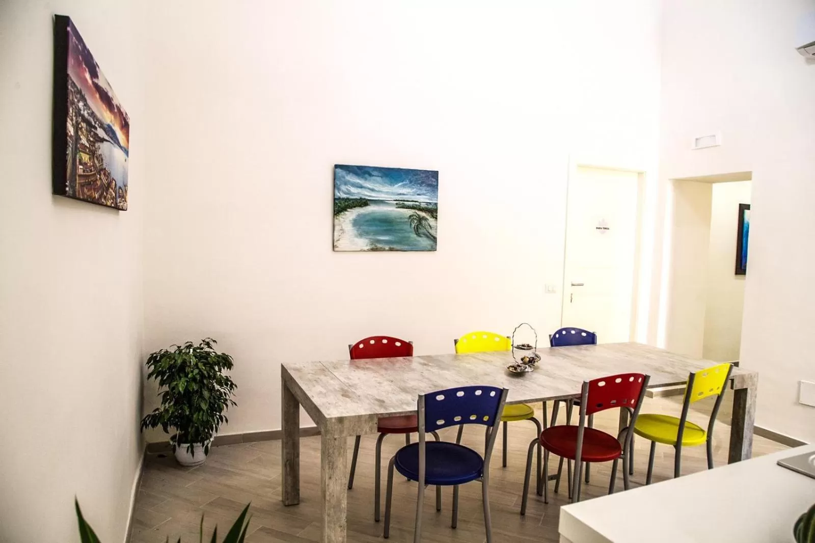 Breakfast in Borgo Angioino