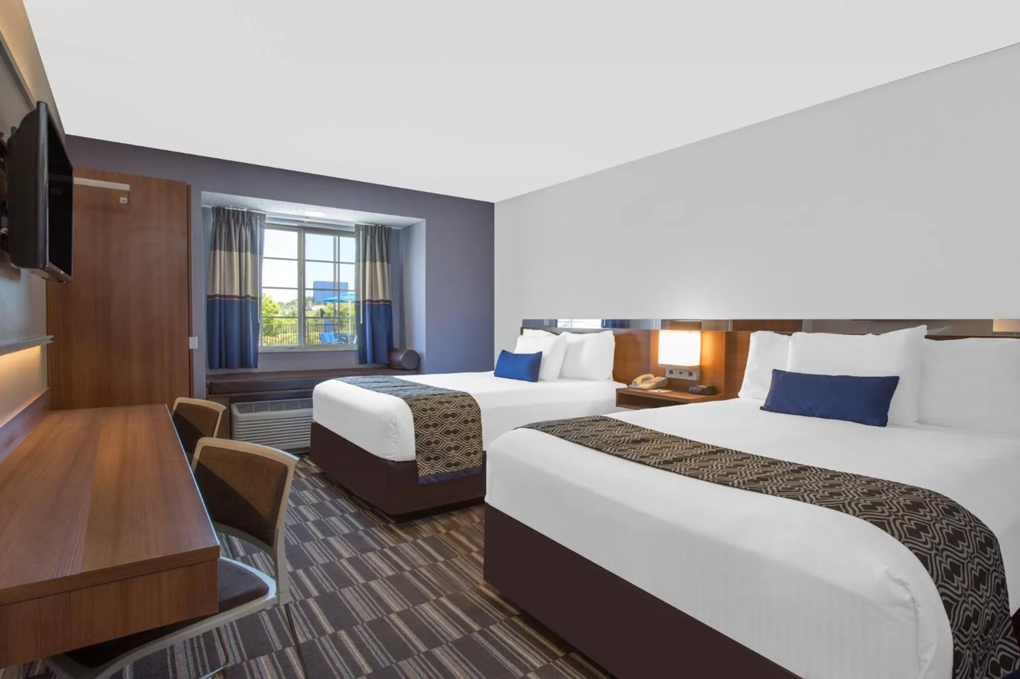 Bedroom in Microtel Inn & Suites by Wyndham Gardendale - Birmingham North