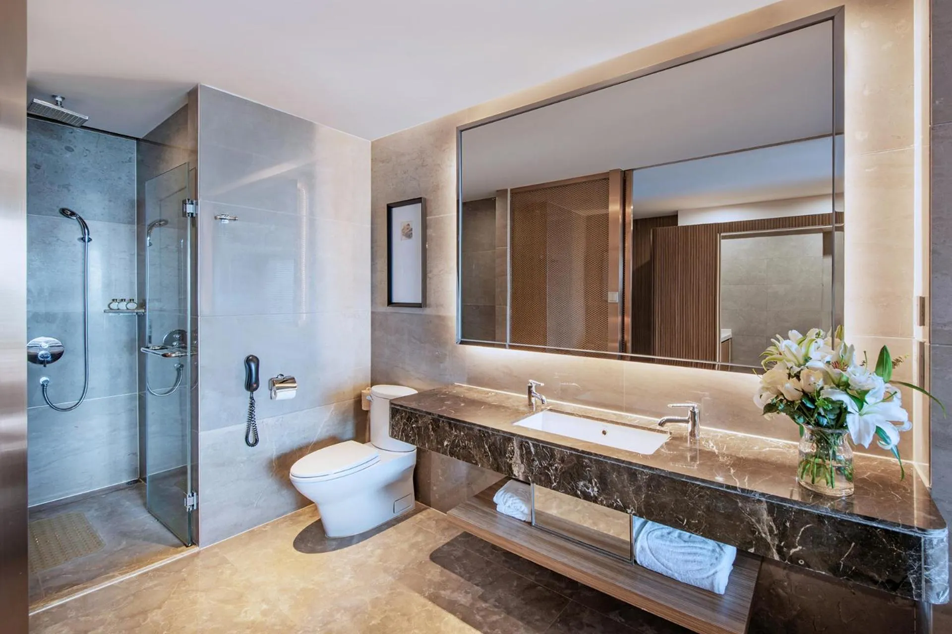 Toilet in Mission Hills Hotel Resorts Dongguan