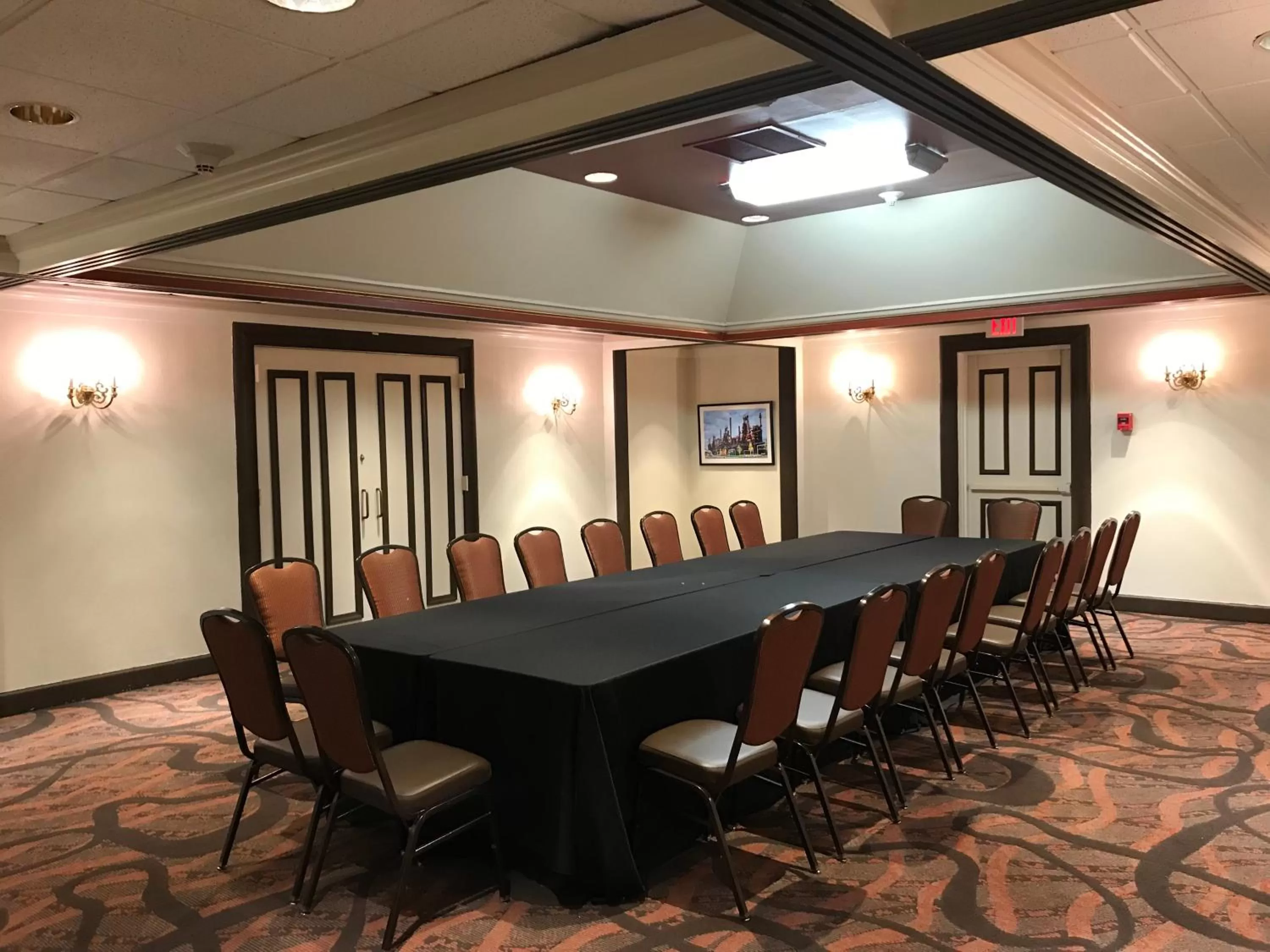 Business facilities in SureStay Plus Hotel by Best Western Lehigh Valley