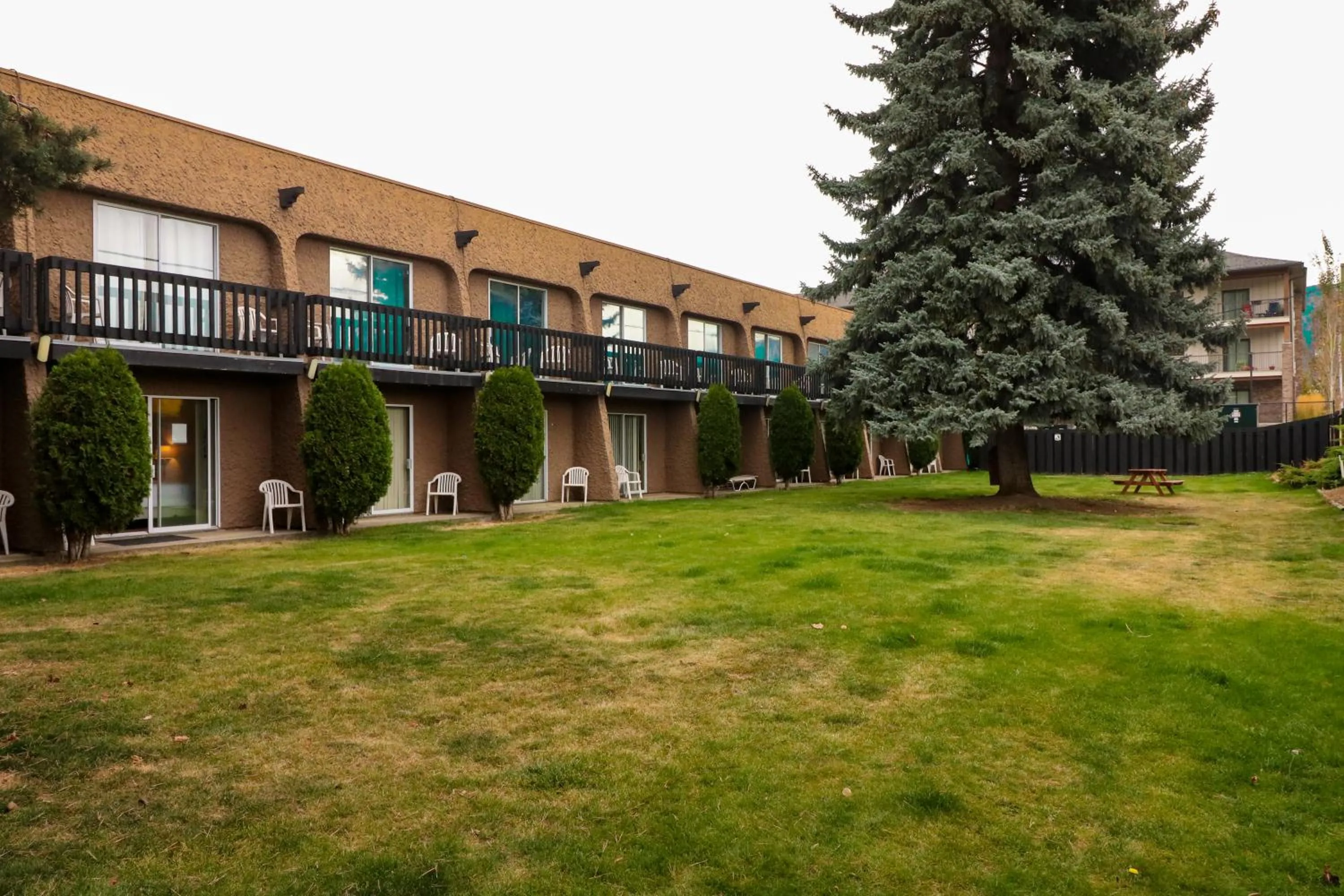 Garden in Divya Sutra Plaza and Conference Centre, Vernon, BC