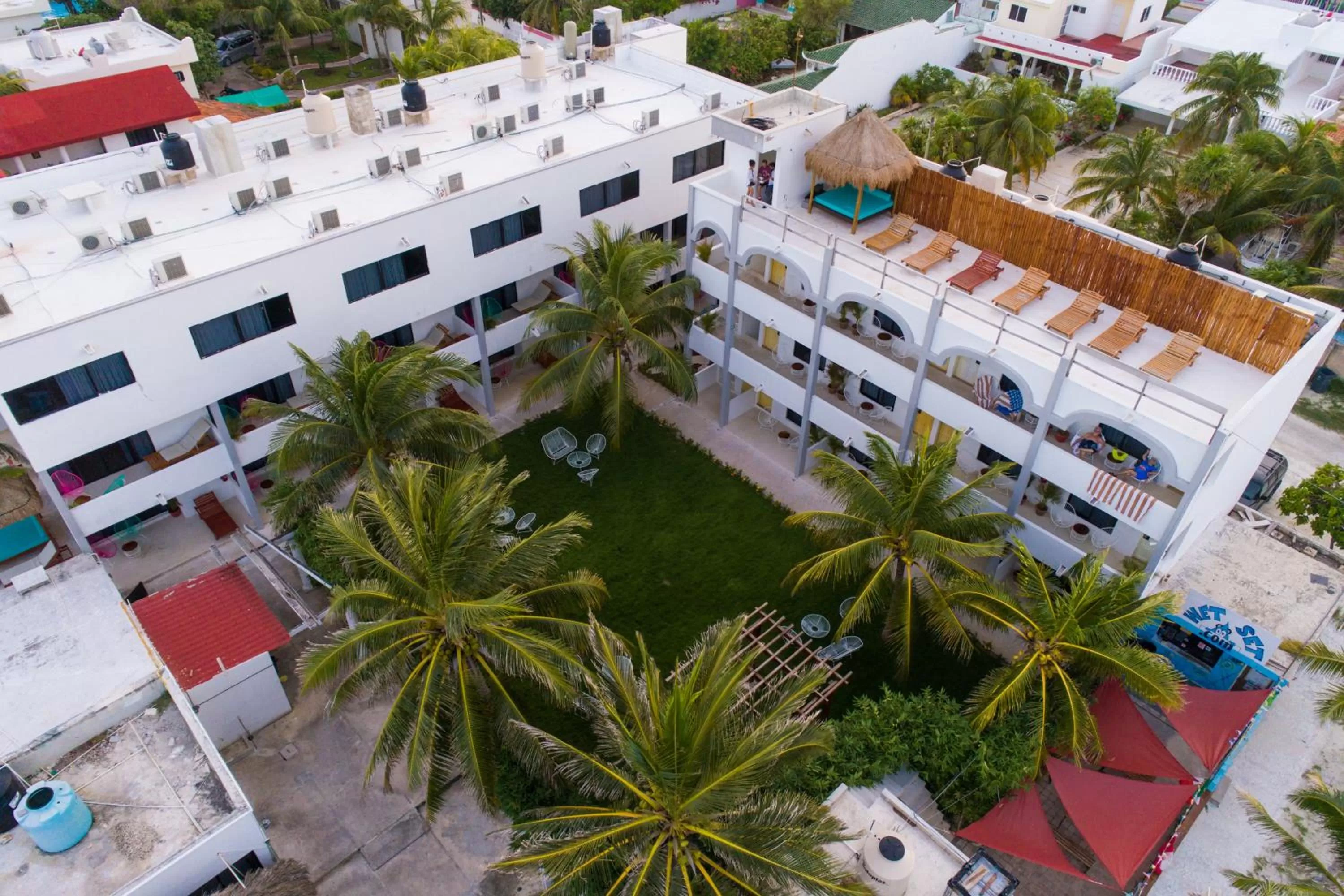 Property building in Hotel Ojo De Agua