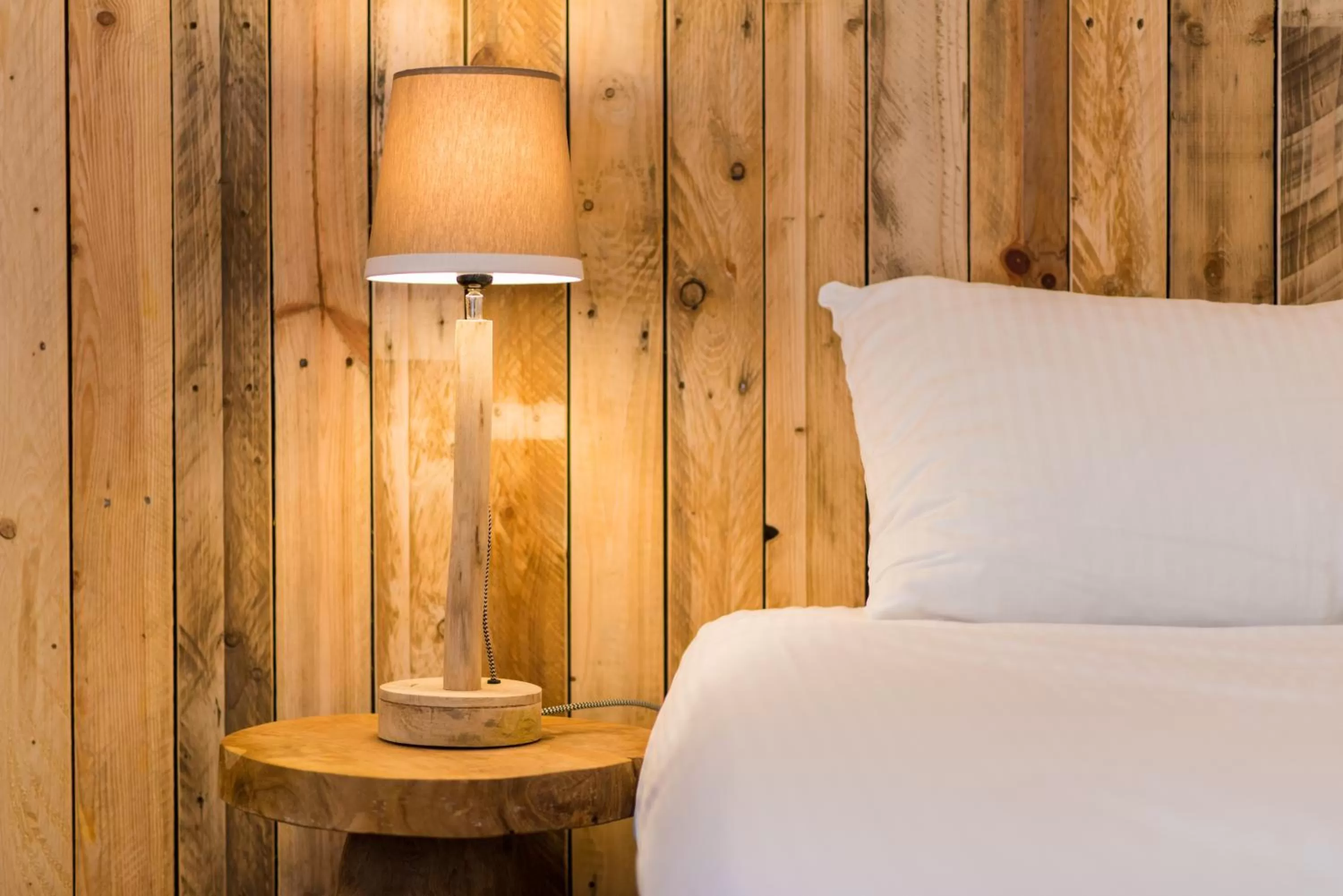 Photo of the whole room, Bed in Paping Hotel & Spa - Rest Vonck by Flow