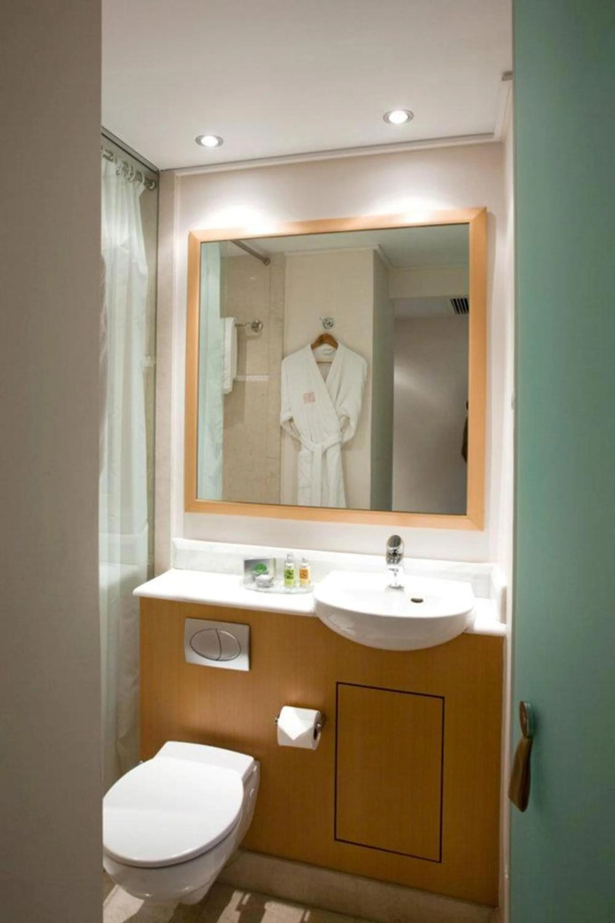 Bathroom in Central Hotel