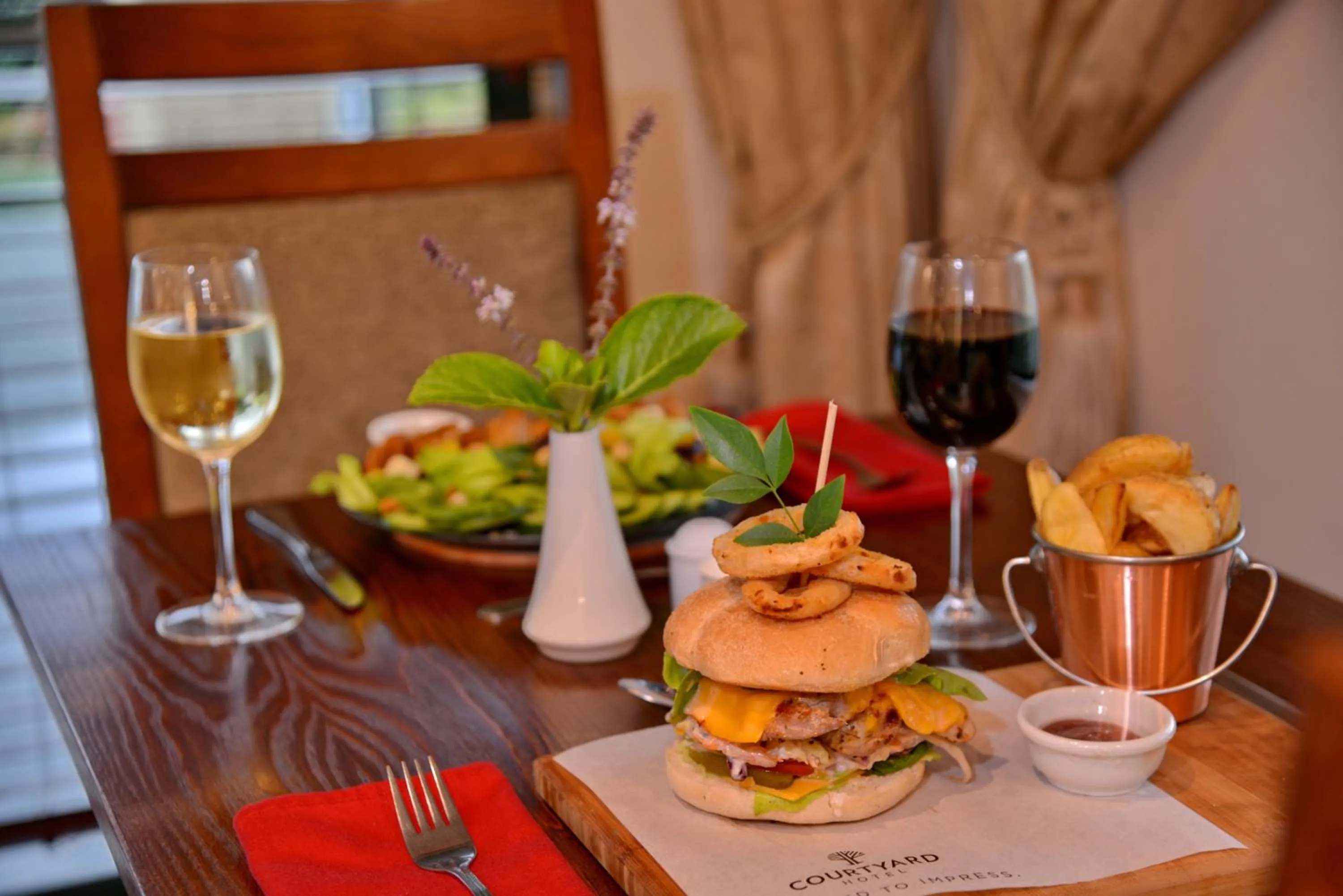 Food and drinks in City Lodge Hotel Eastgate