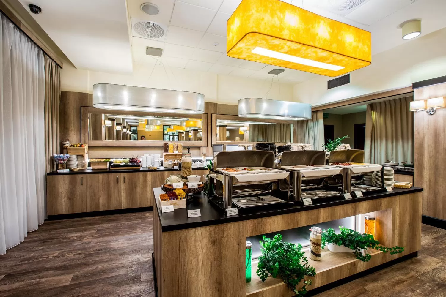 Buffet breakfast in Park Hotel Diament Wroclaw