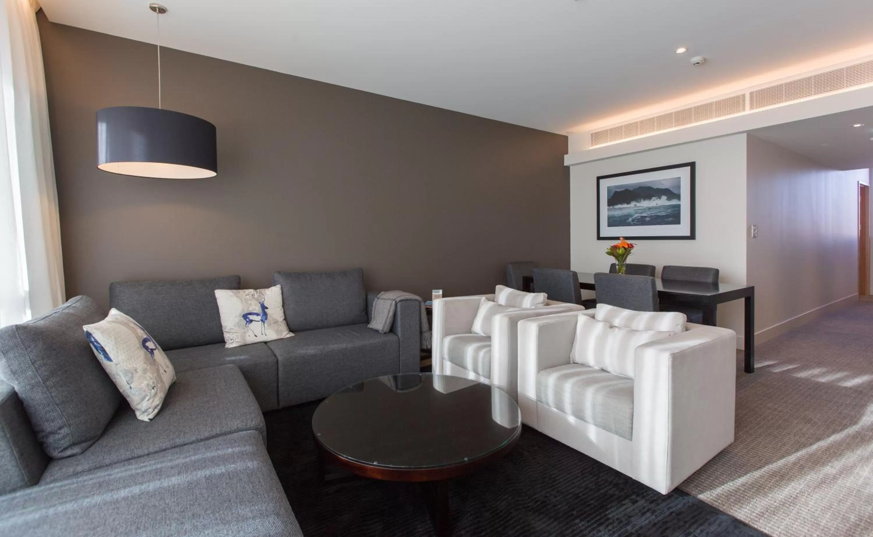 Living room in Commodore Airport Hotel Christchurch
