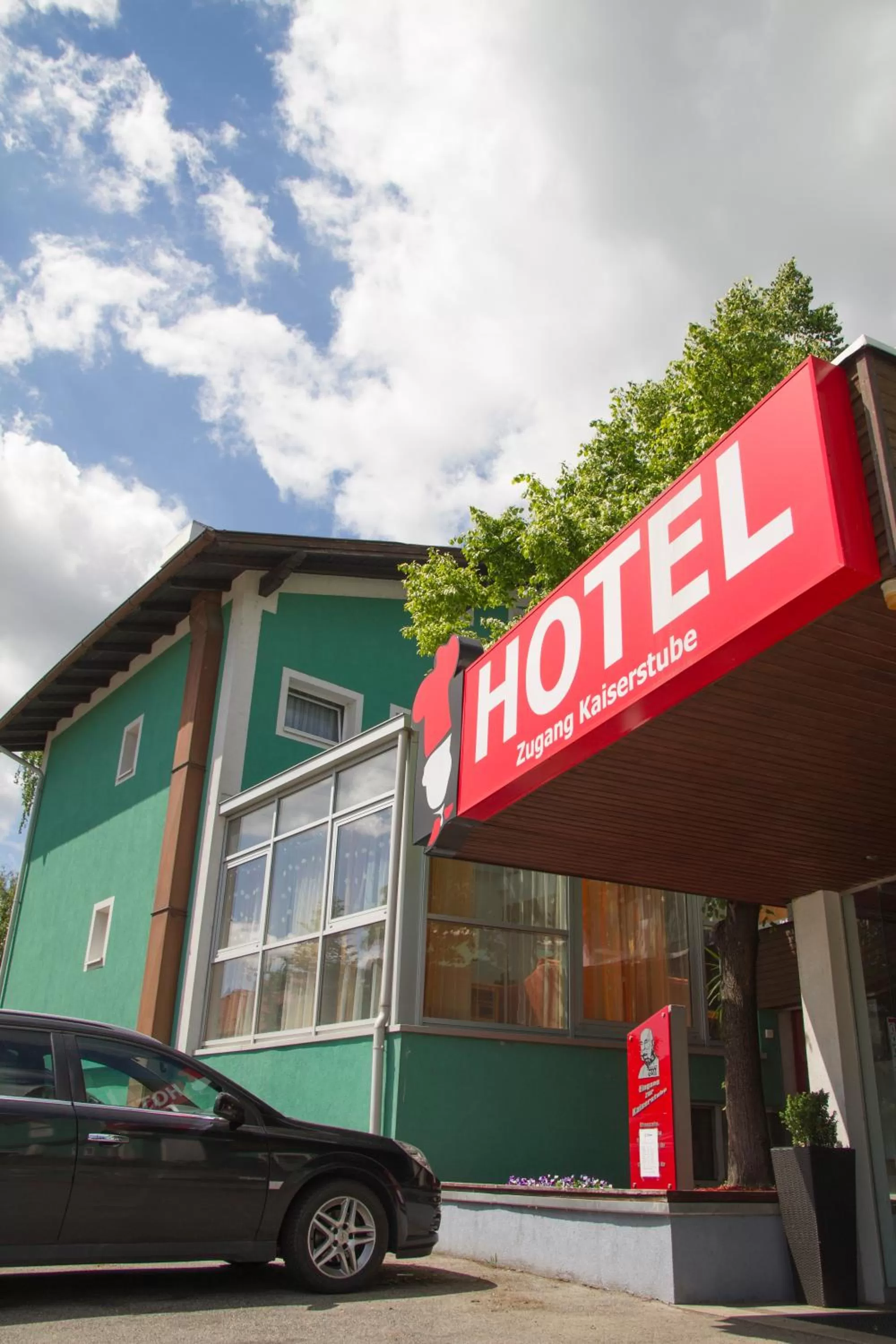 Facade/entrance in Gastwirtschaft & Hotel Holzinger