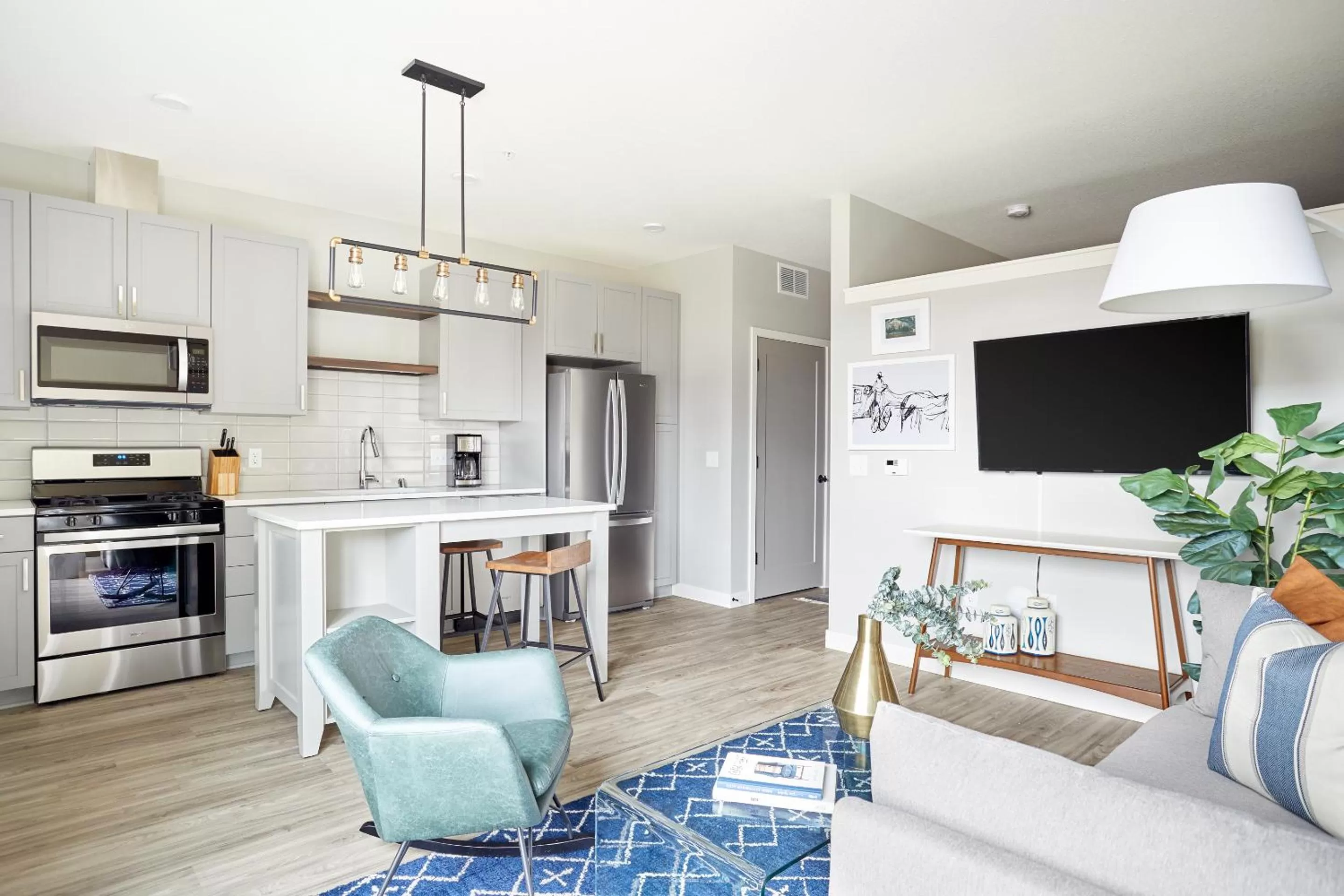 Living room, Seating Area in Sonder at Vicinity