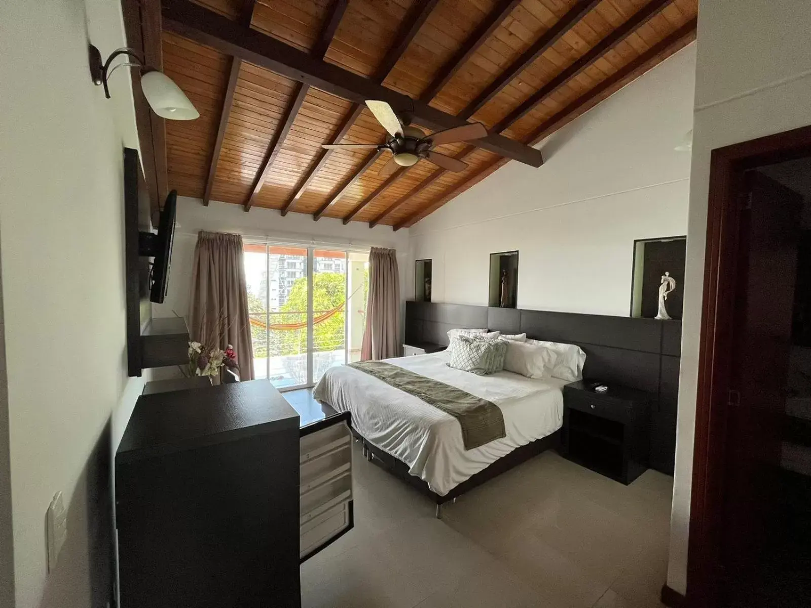 Suite with Balcony - single occupancy in Serenity Suites Casa Boutique Suite with Balcony - single occupancy in Serenity Suites Casa Boutique