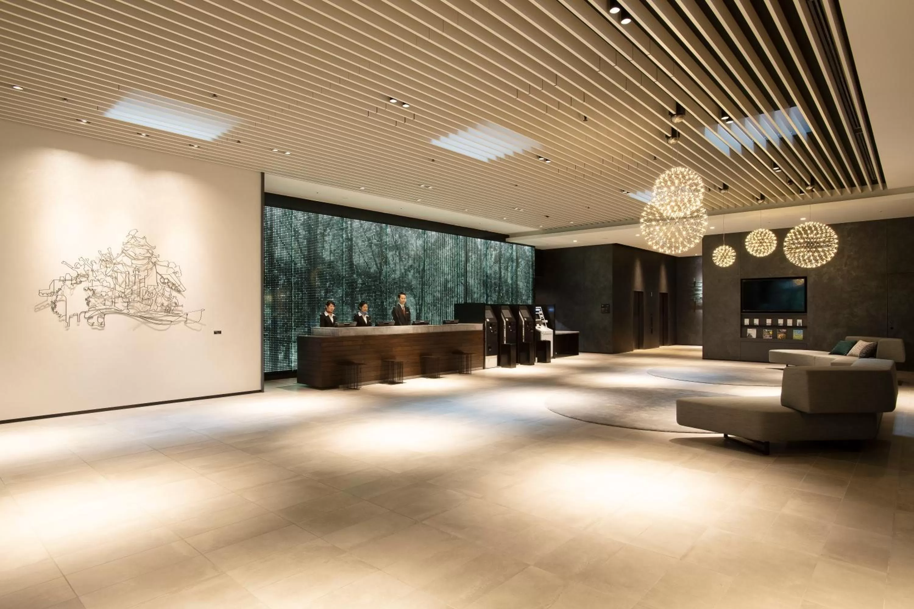 Lobby or reception in Hotel Vischio Osaka-JR Hotel Group