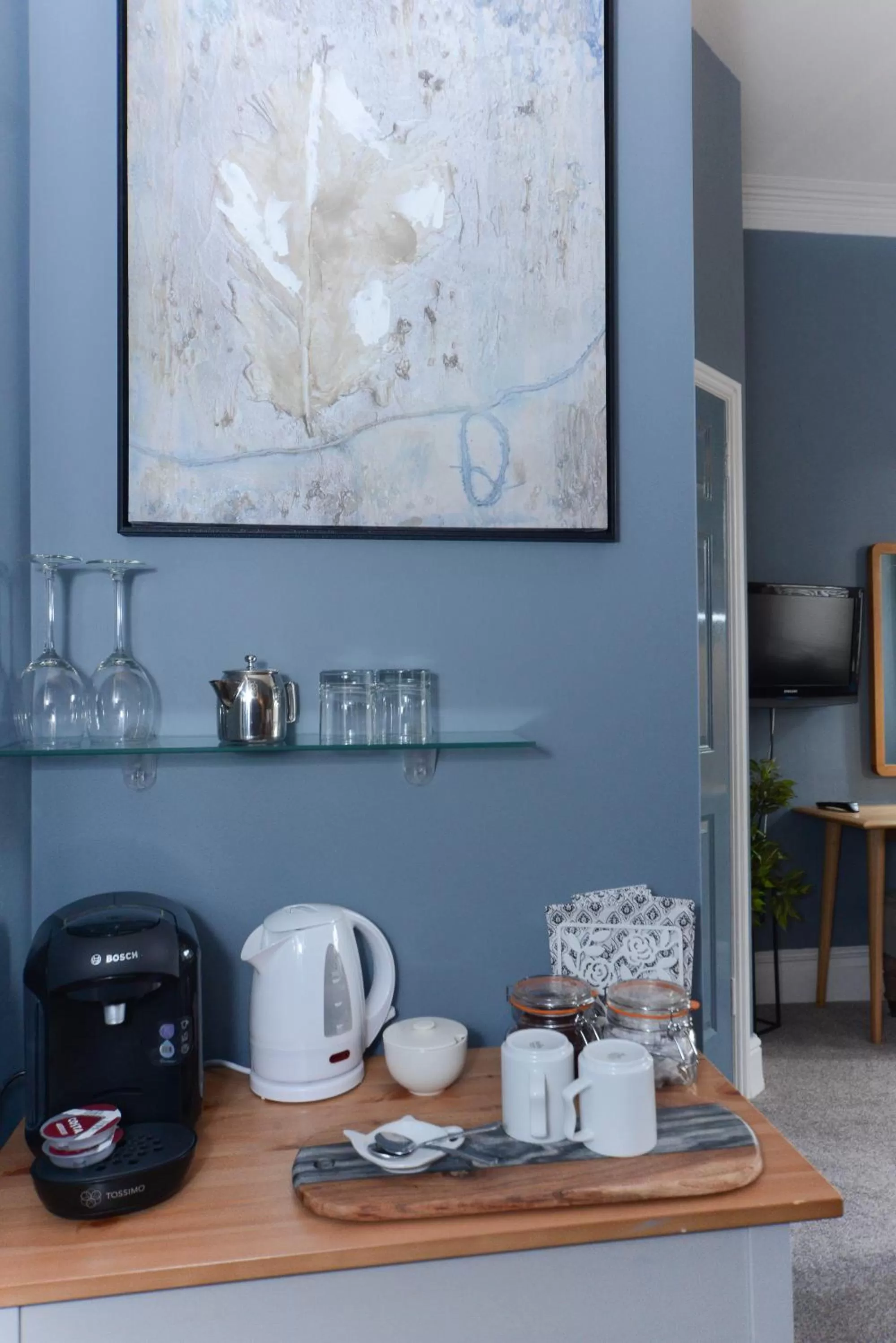 Coffee/tea facilities in Mory House