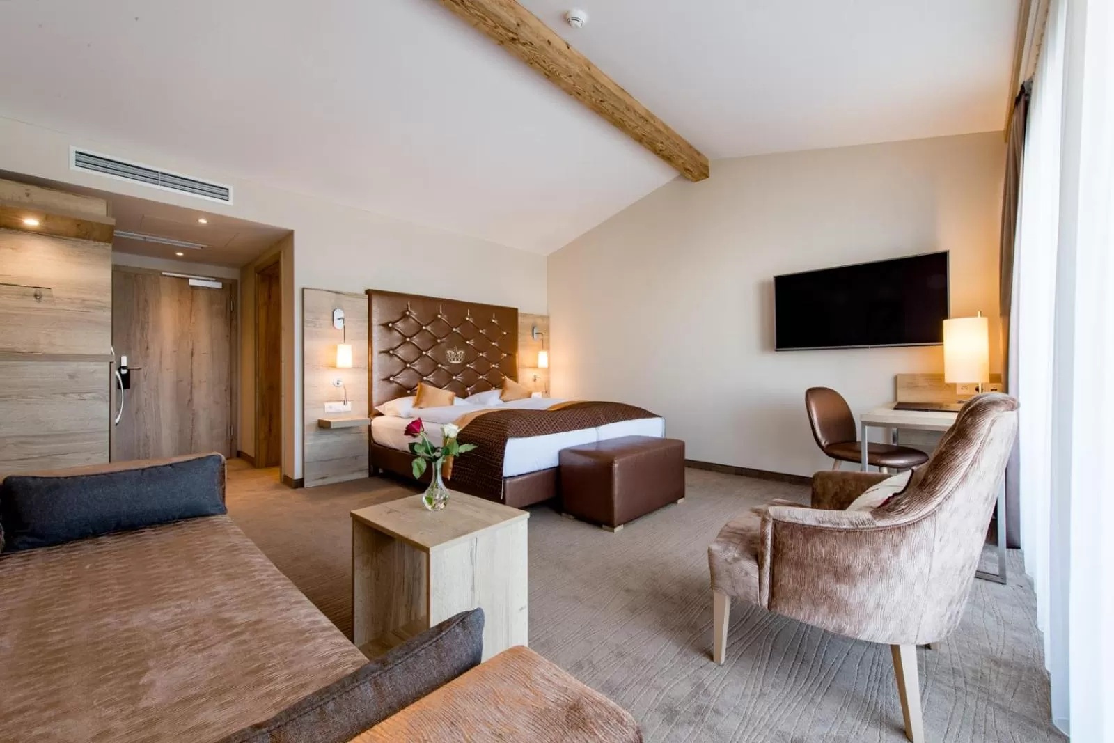 TV and multimedia, Bed in Hotel Krone