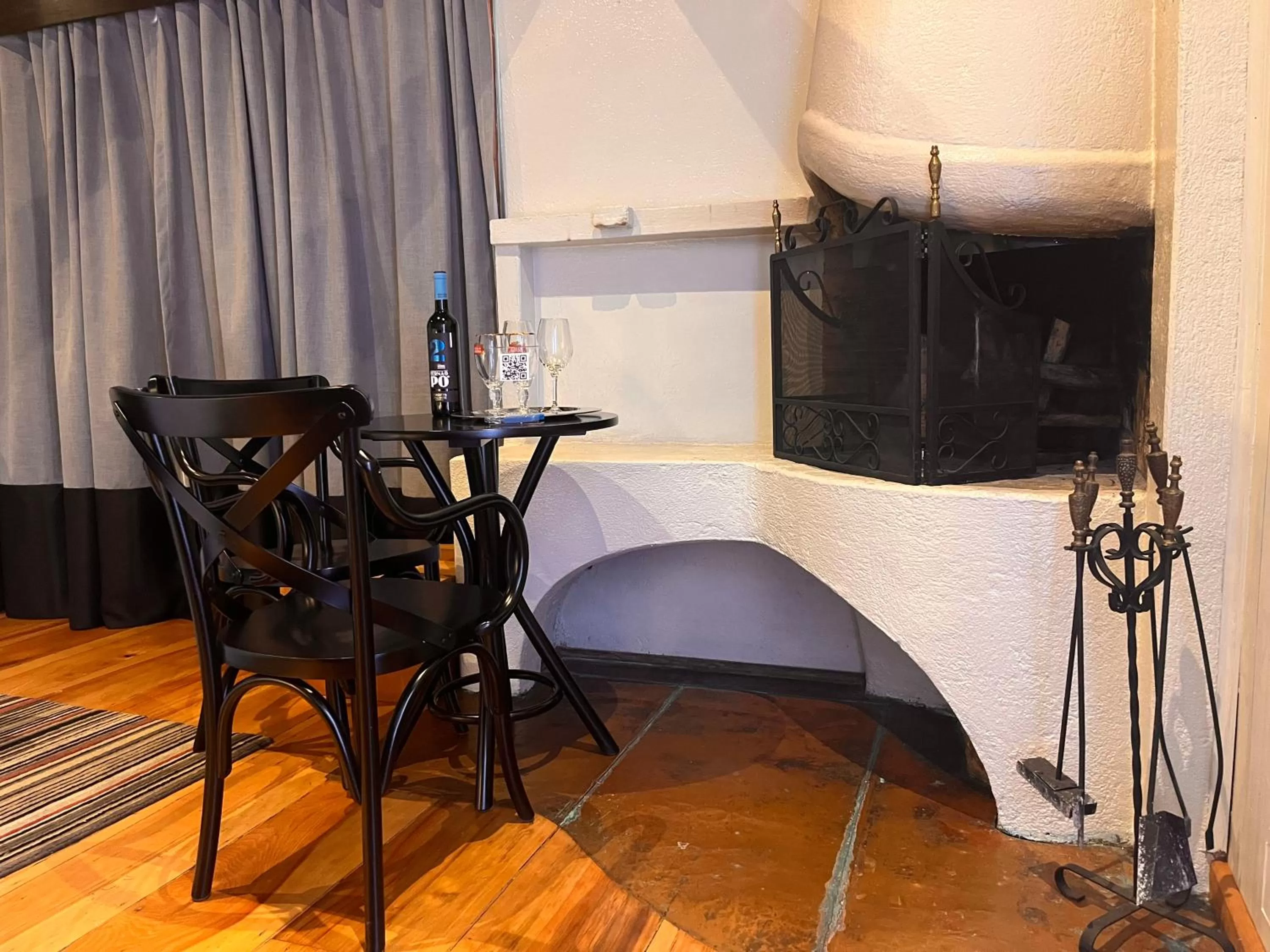 flat iron in Pousada Dona Bendita