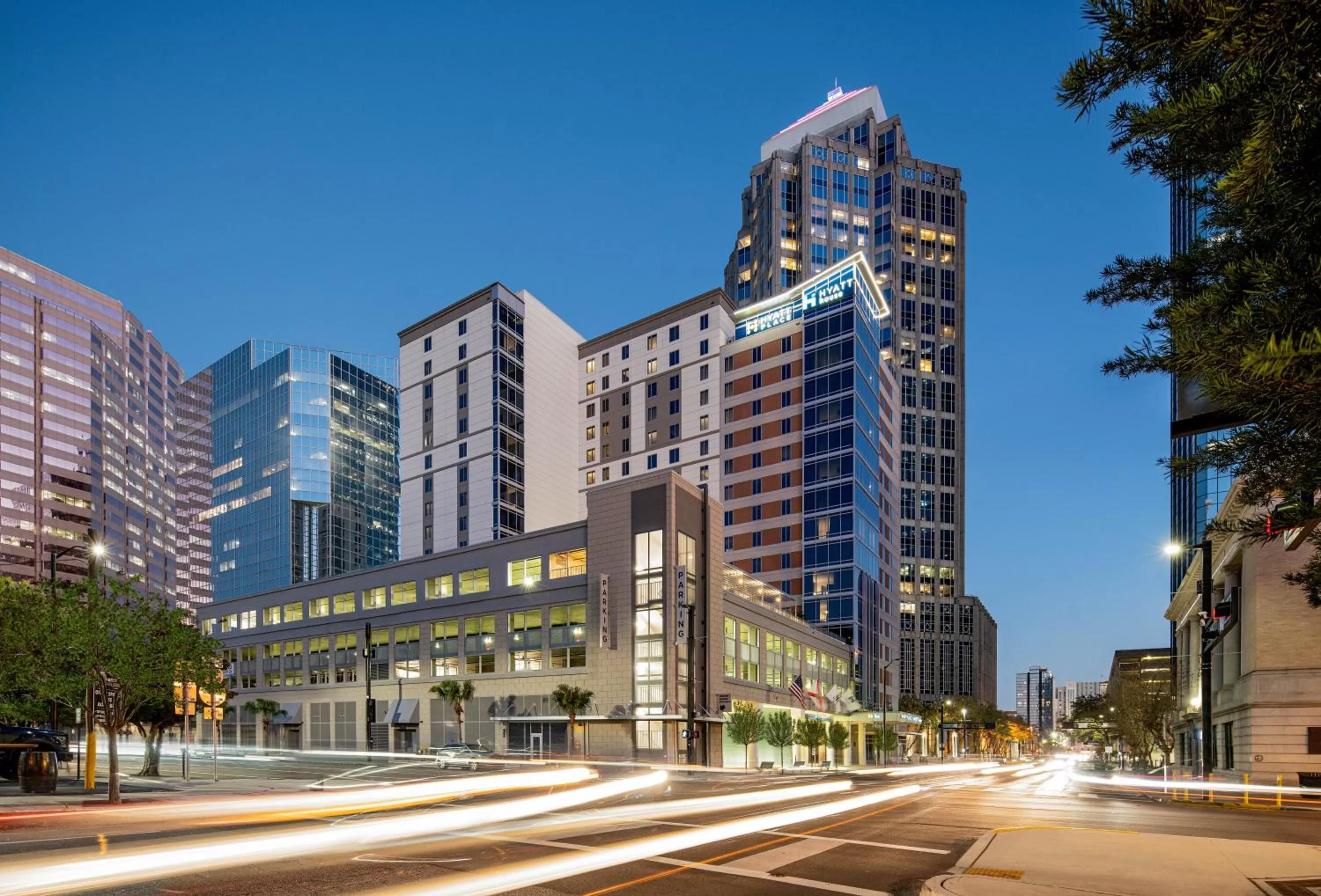 Property building in Hyatt Place Tampa Downtown