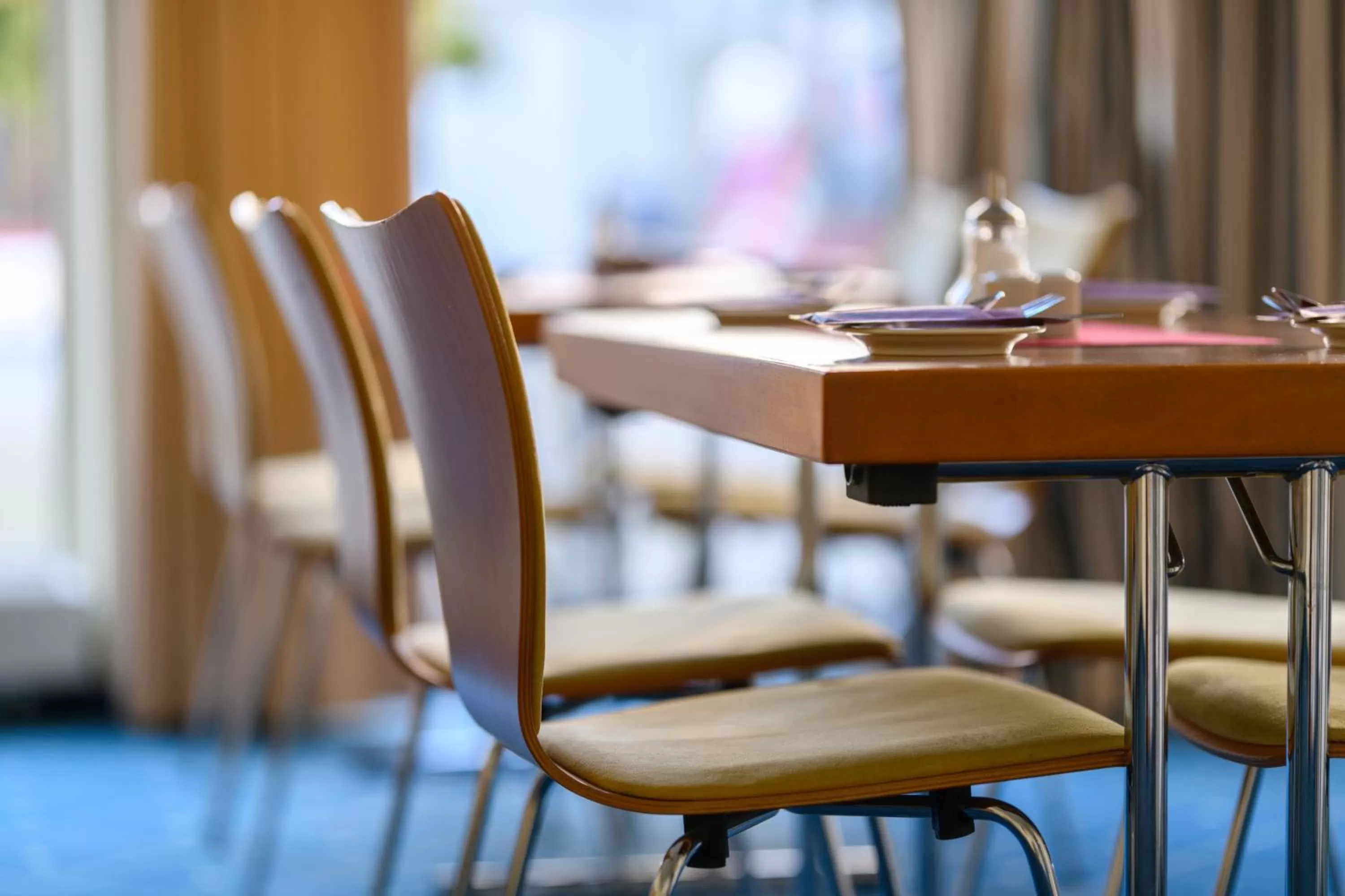 Restaurant/places to eat in Hotel Leipzig City Nord by Campanile