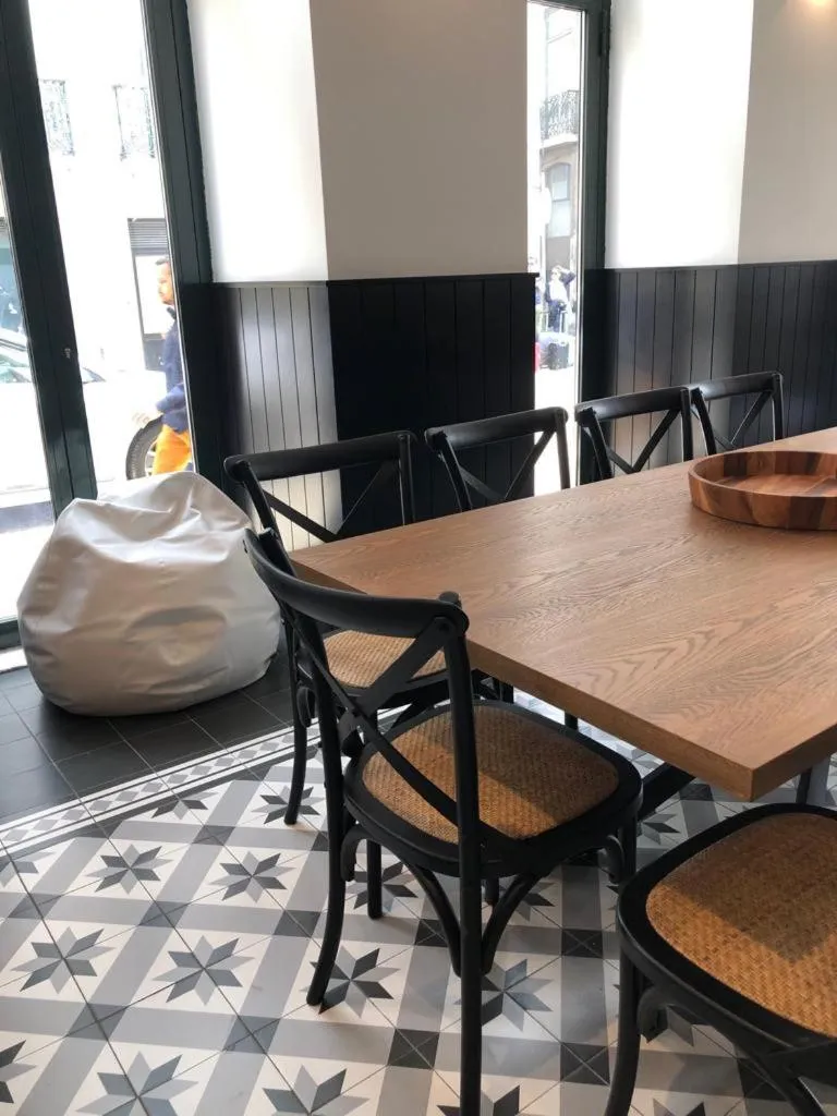 Dining area in Be Lisbon Hostel Intendente