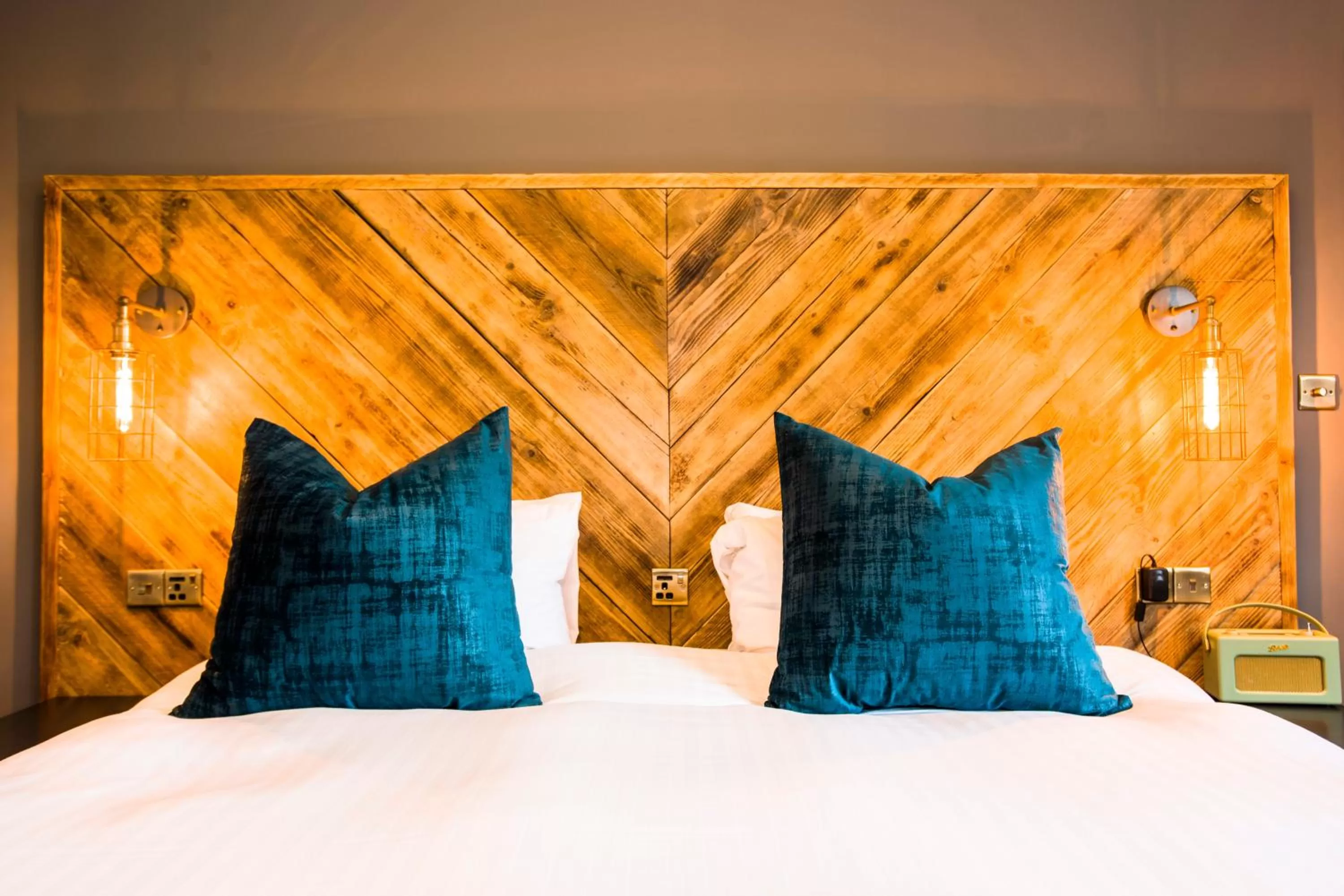 Bed in The Lodge Duxford