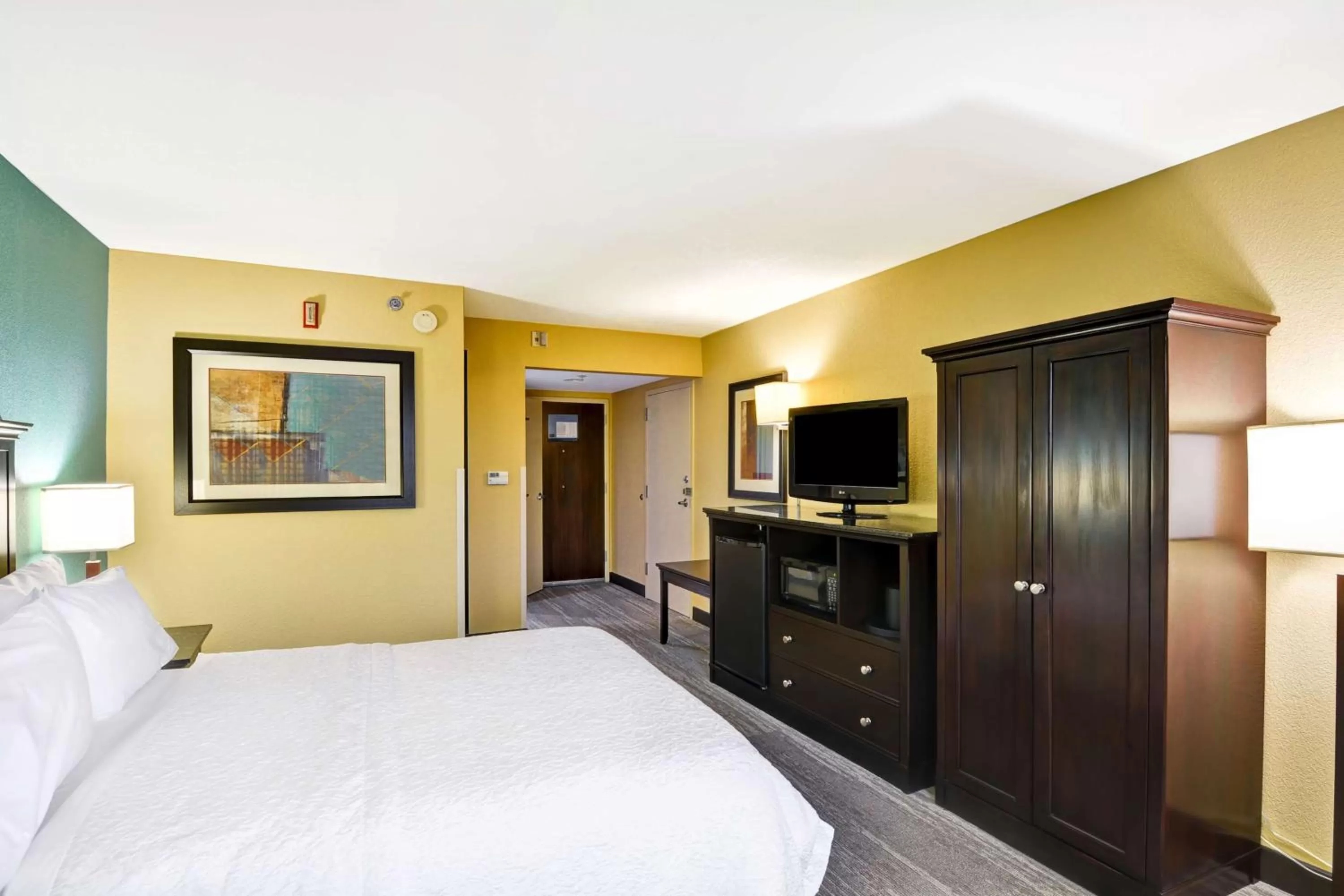 Bedroom, Bed in Hampton Inn Mobile/East Bay