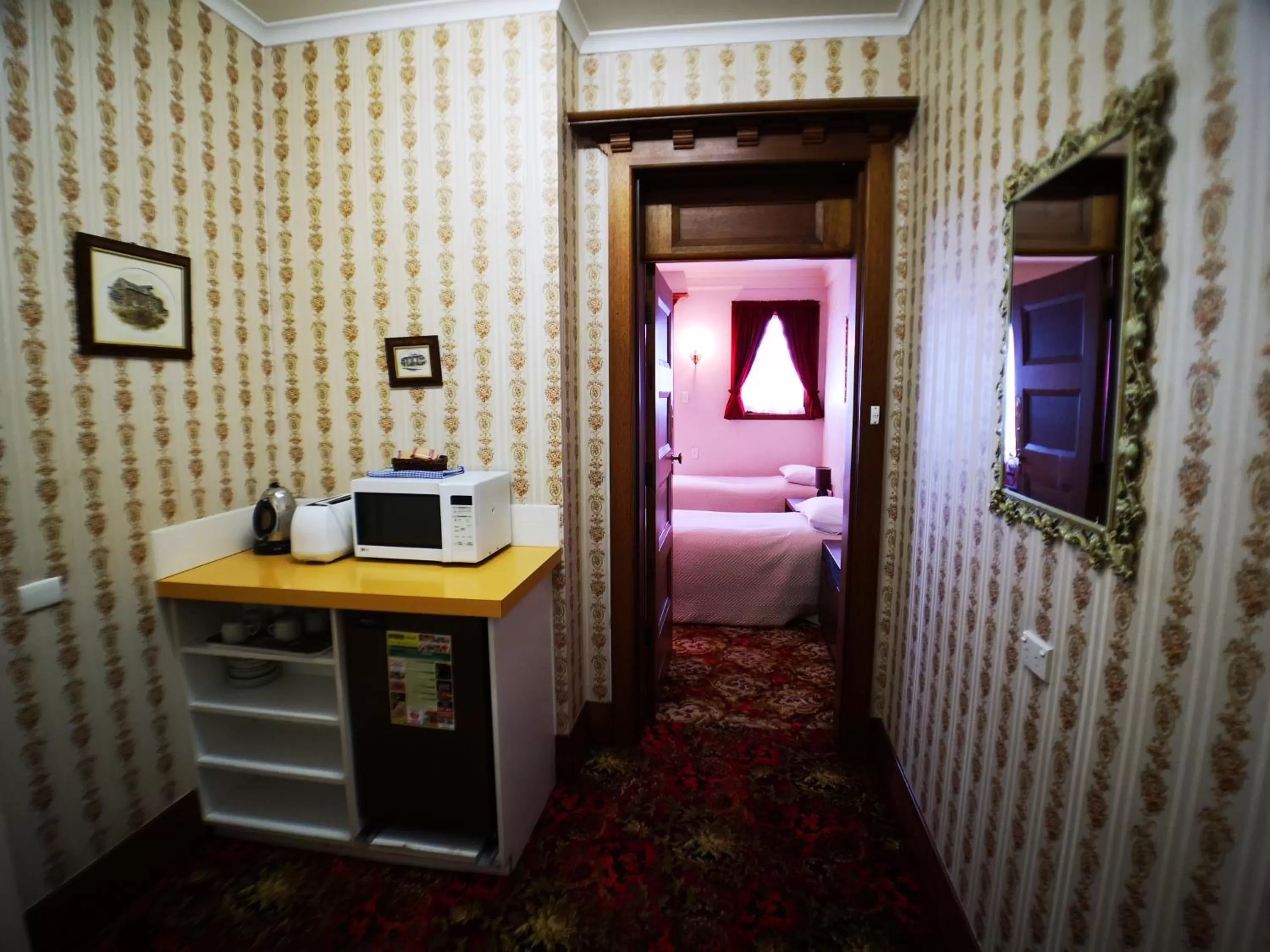 Bed in Motel Mayfair on Cavell