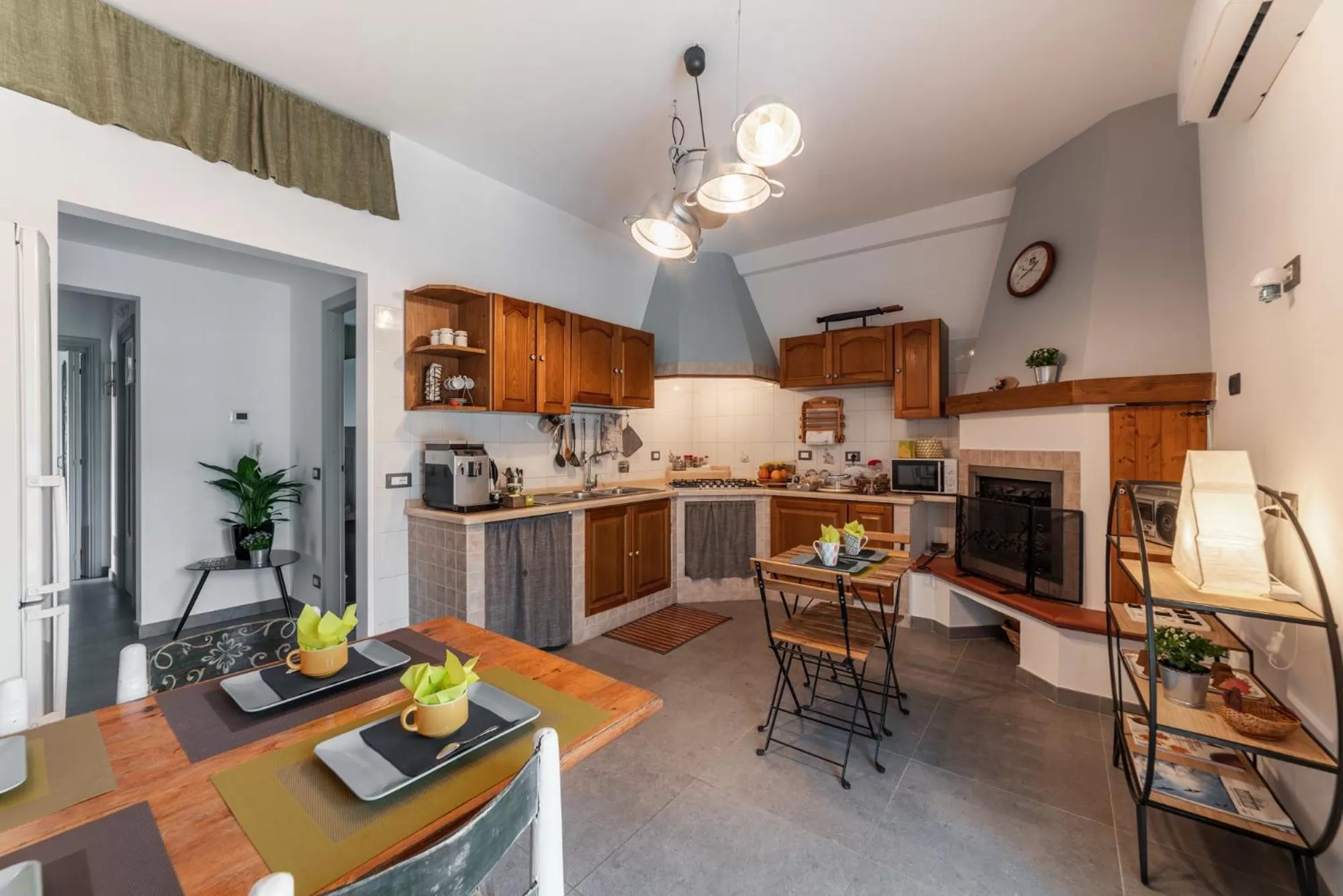 Kitchen or kitchenette, Kitchen/Kitchenette in B&B Il Giardino di Gabri