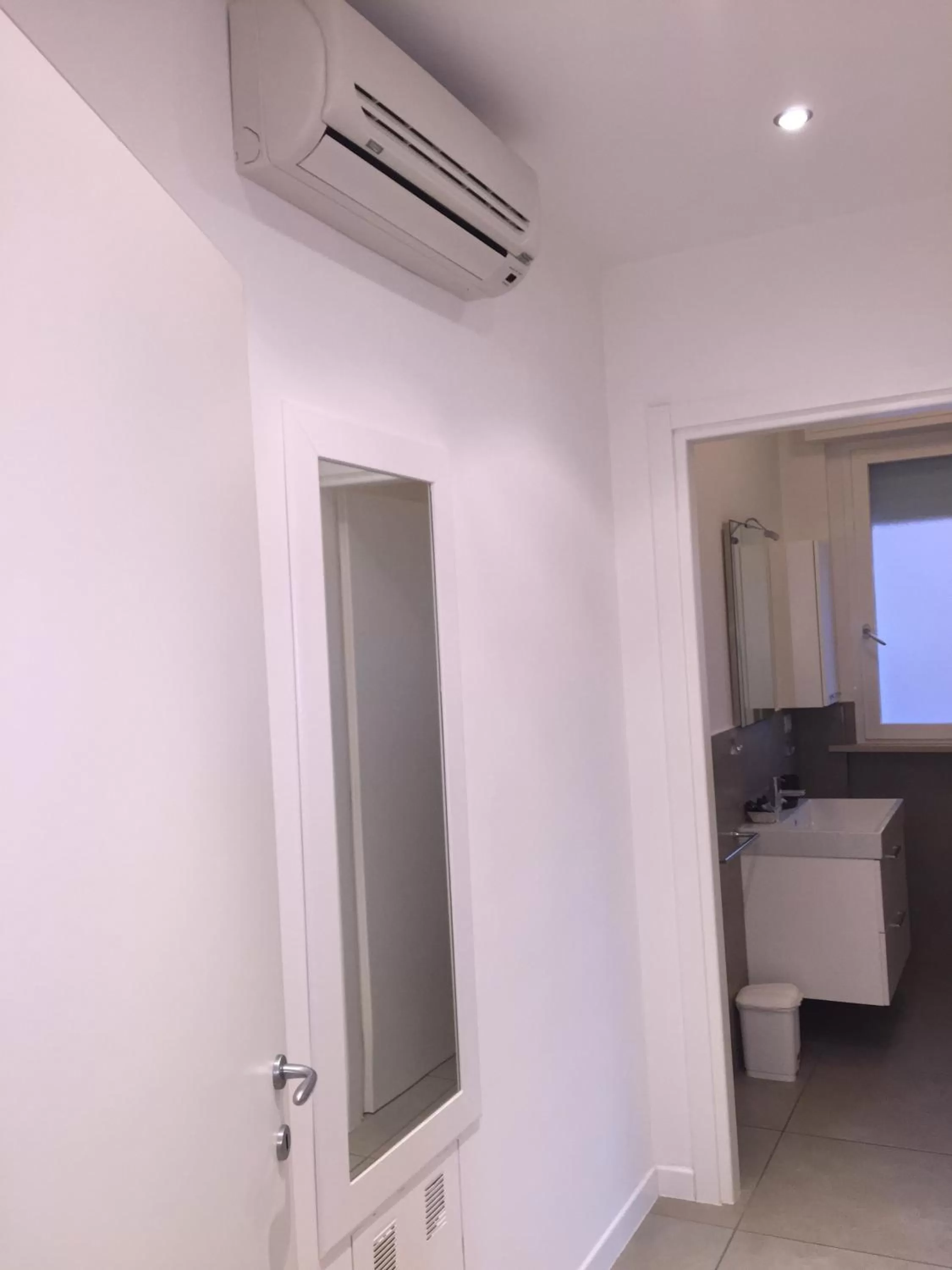 Bathroom, Bed in Residence La Nave