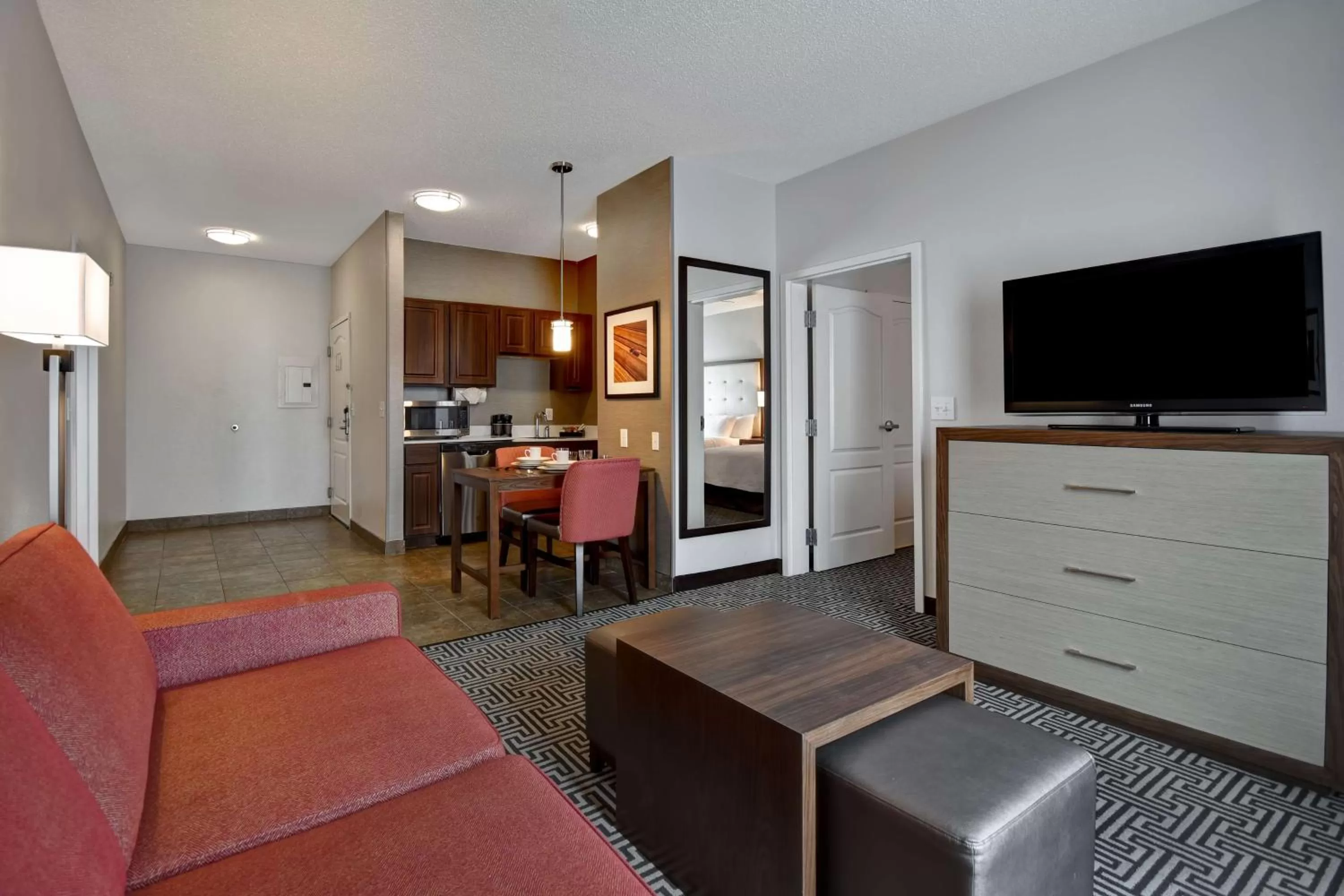 Living room in Homewood Suites By Hilton HOU Intercontinental Airport