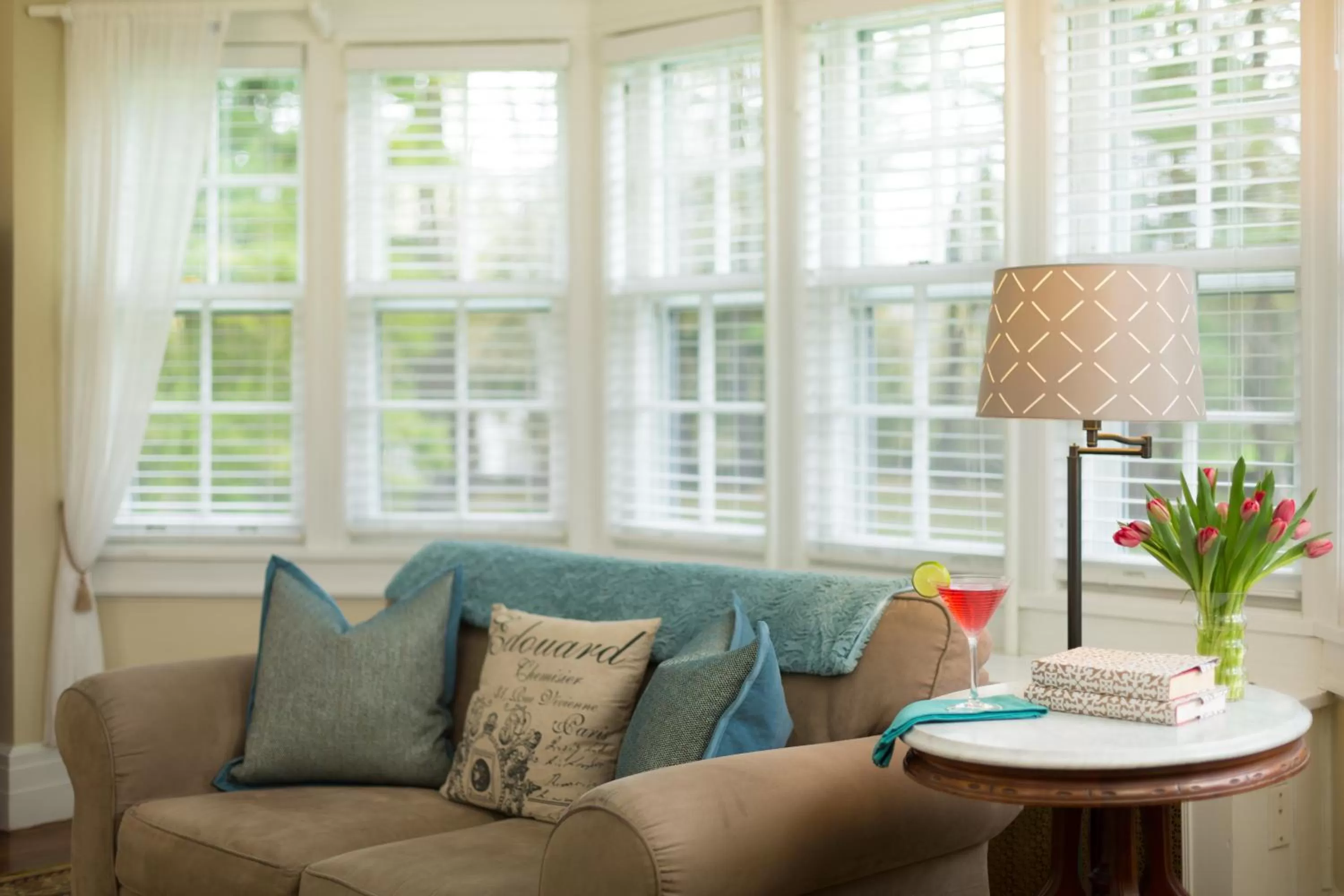 Seating area in Four Chimneys Inn