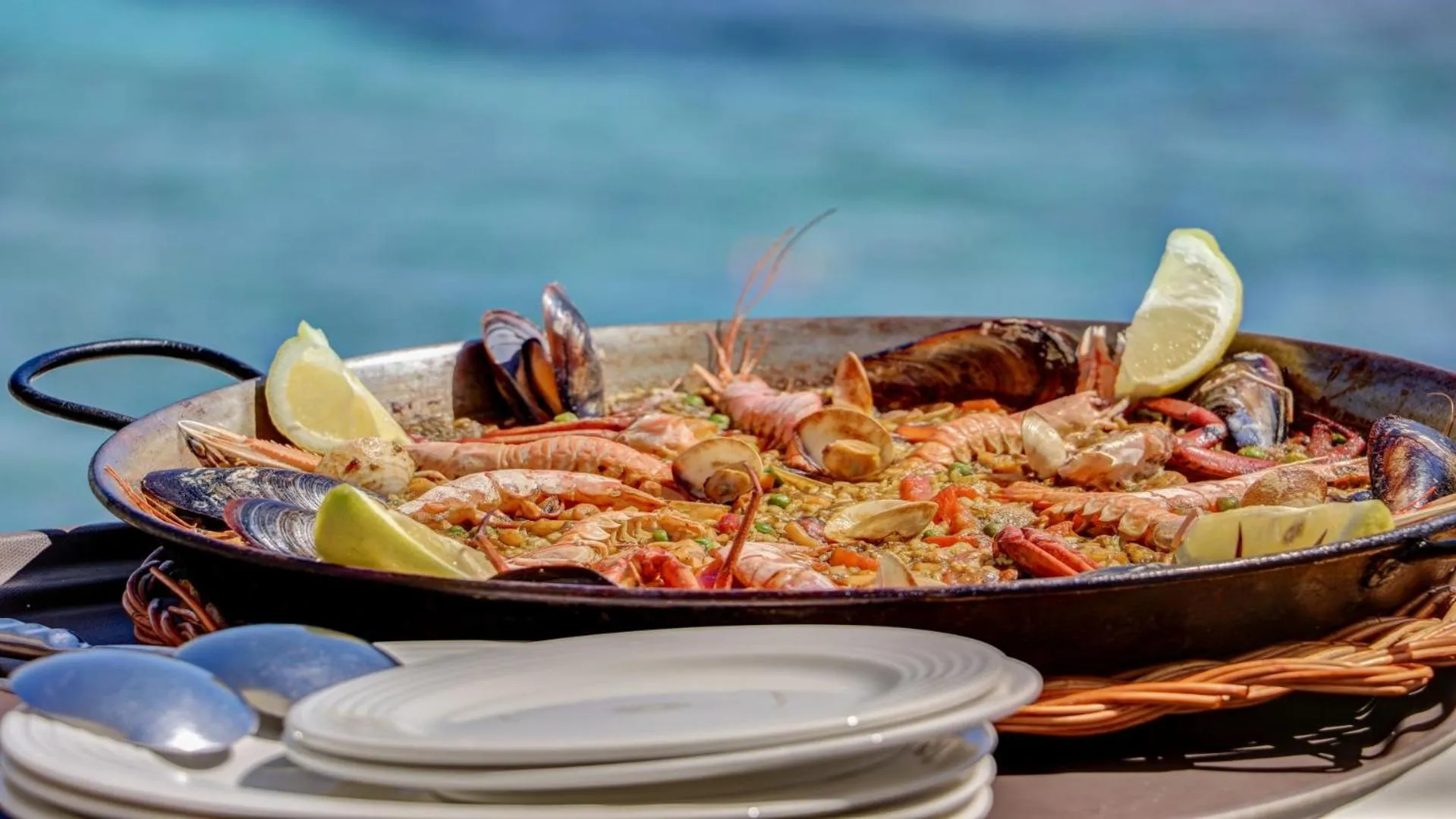 Food and drinks in Hoposa Niu