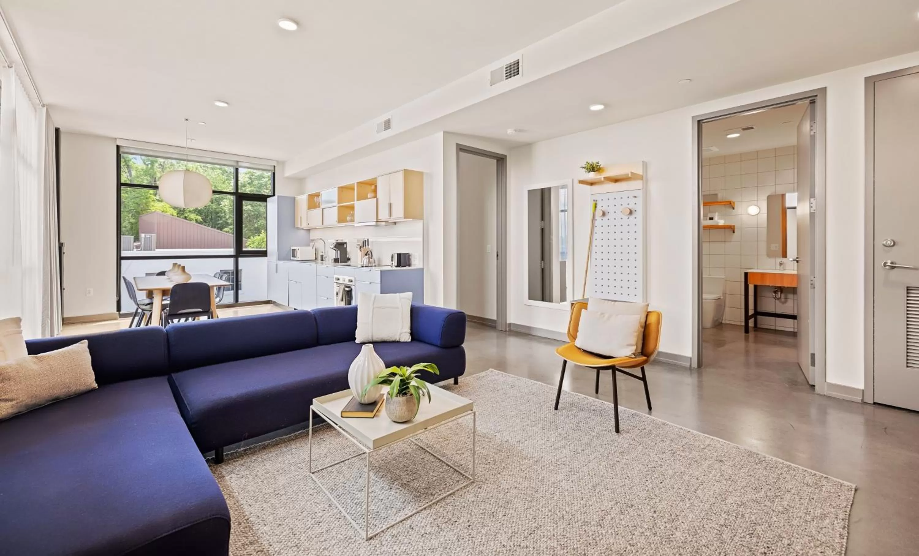 Kitchen or kitchenette in Placemakr Wedgewood-Houston - South Nashville