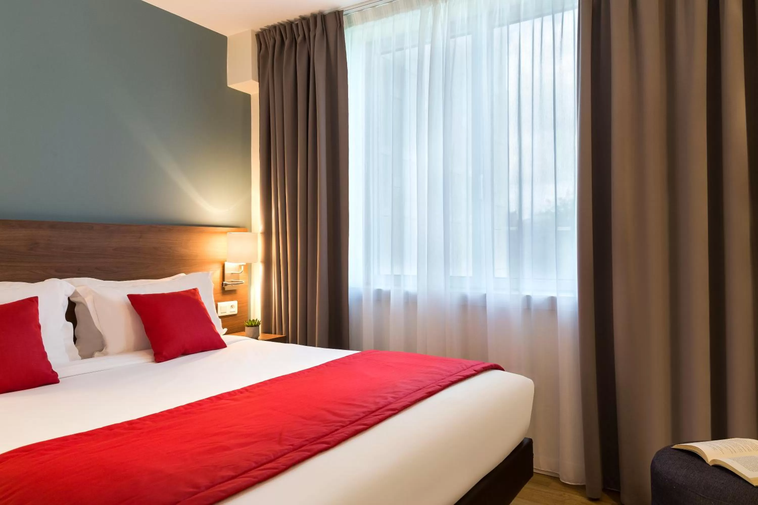 Bed in Citadines Place d'Italie Paris