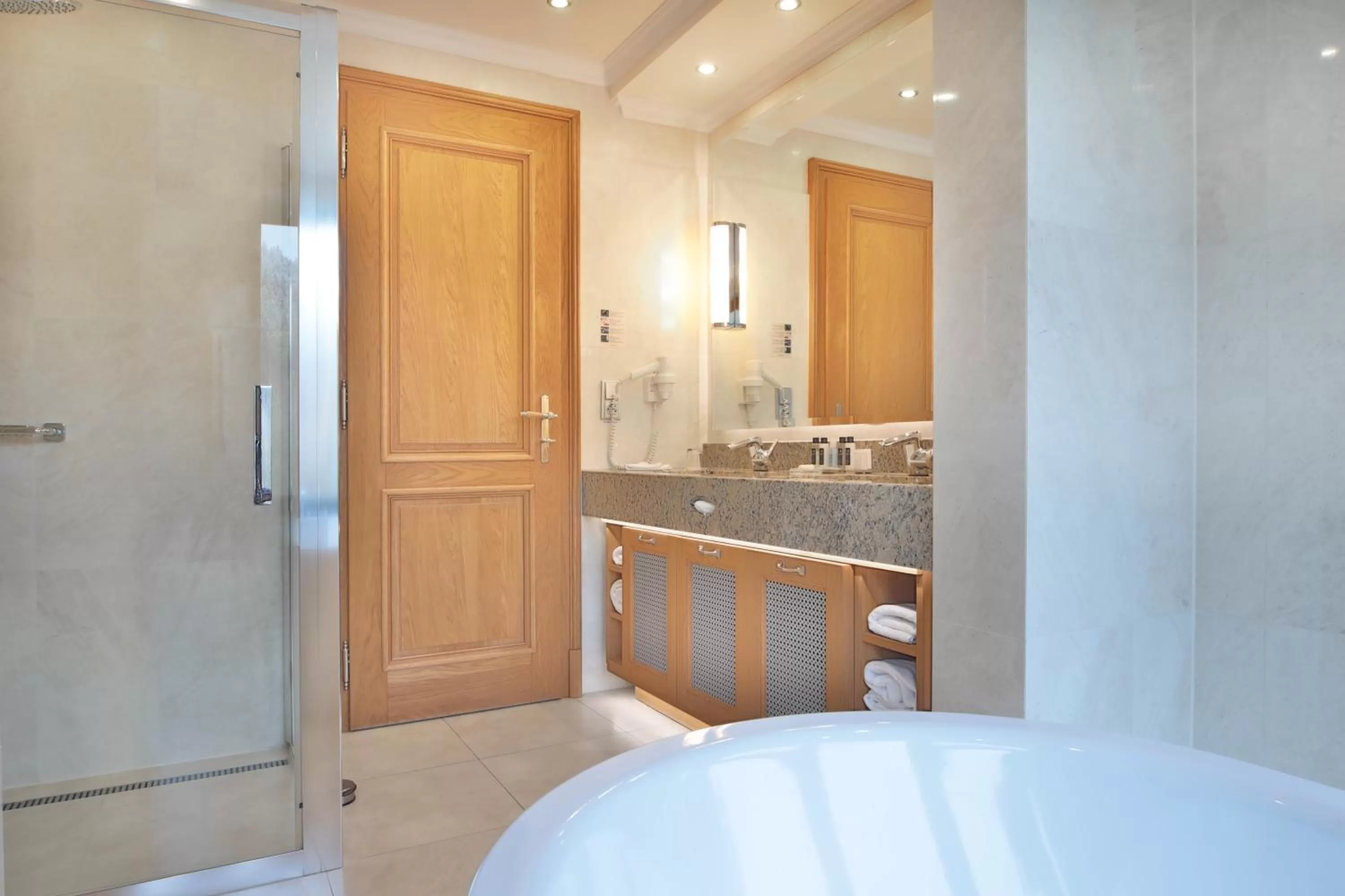 Shower, Bed in Retro Riverside Wellness Resort