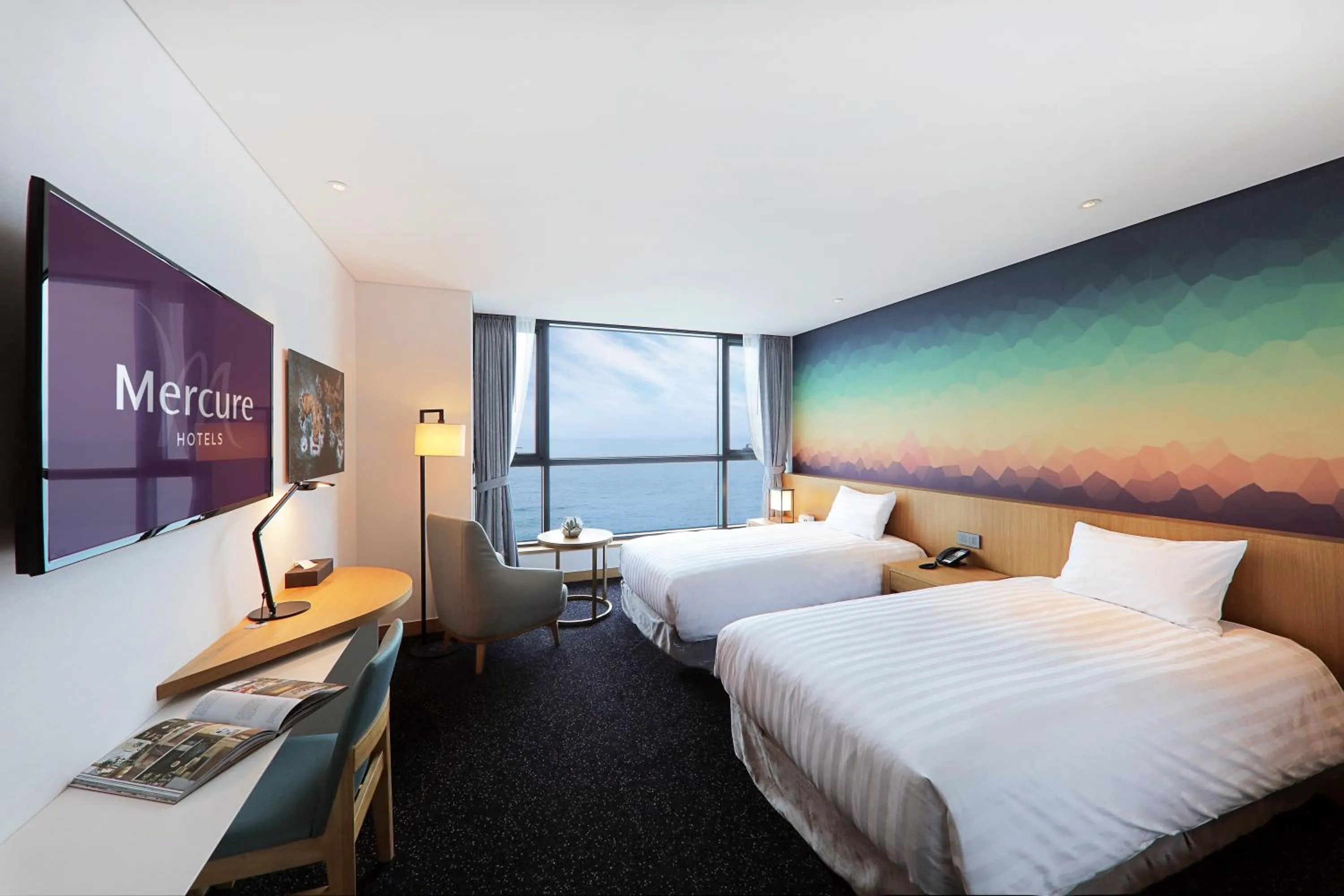 Photo of the whole room, Bed in Mercure Ambassador Ulsan