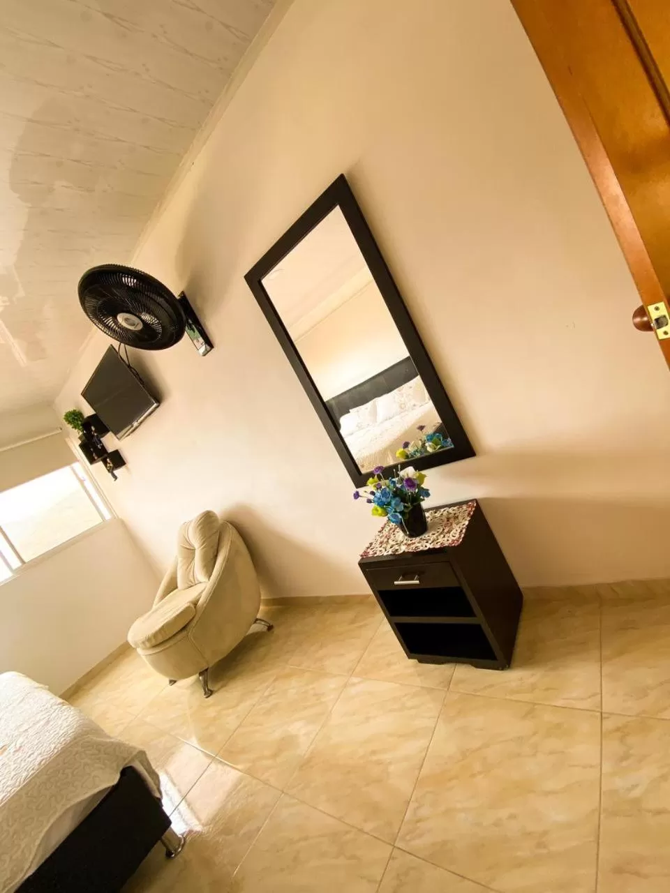 TV and multimedia, Bed in Hotel Mirador de Santa Bárbara