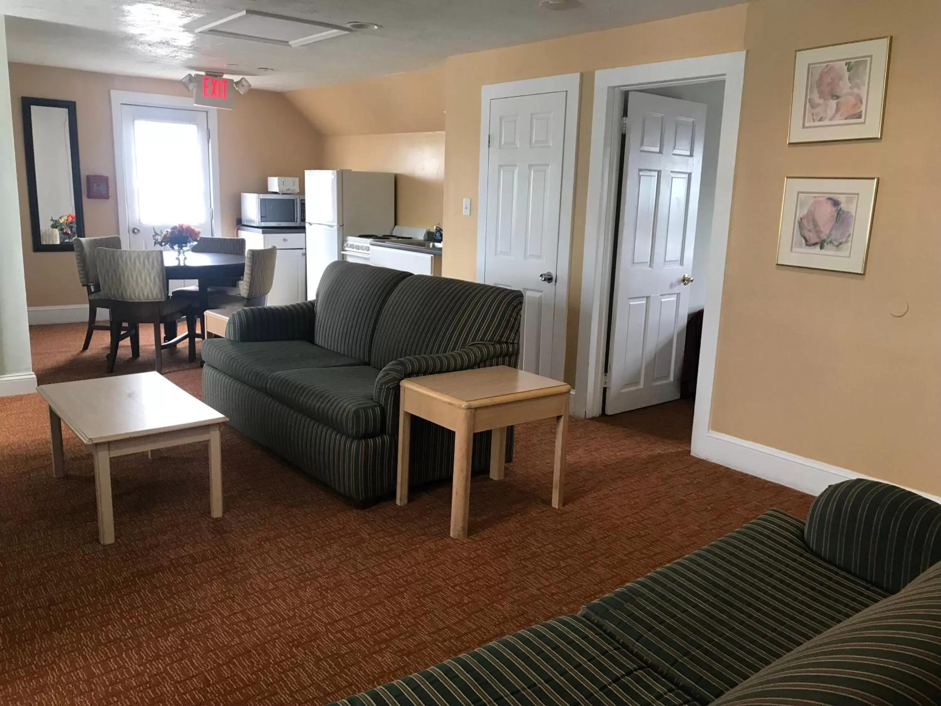 Living room, Seating Area in Ocean Lodge Hotel & Apartments