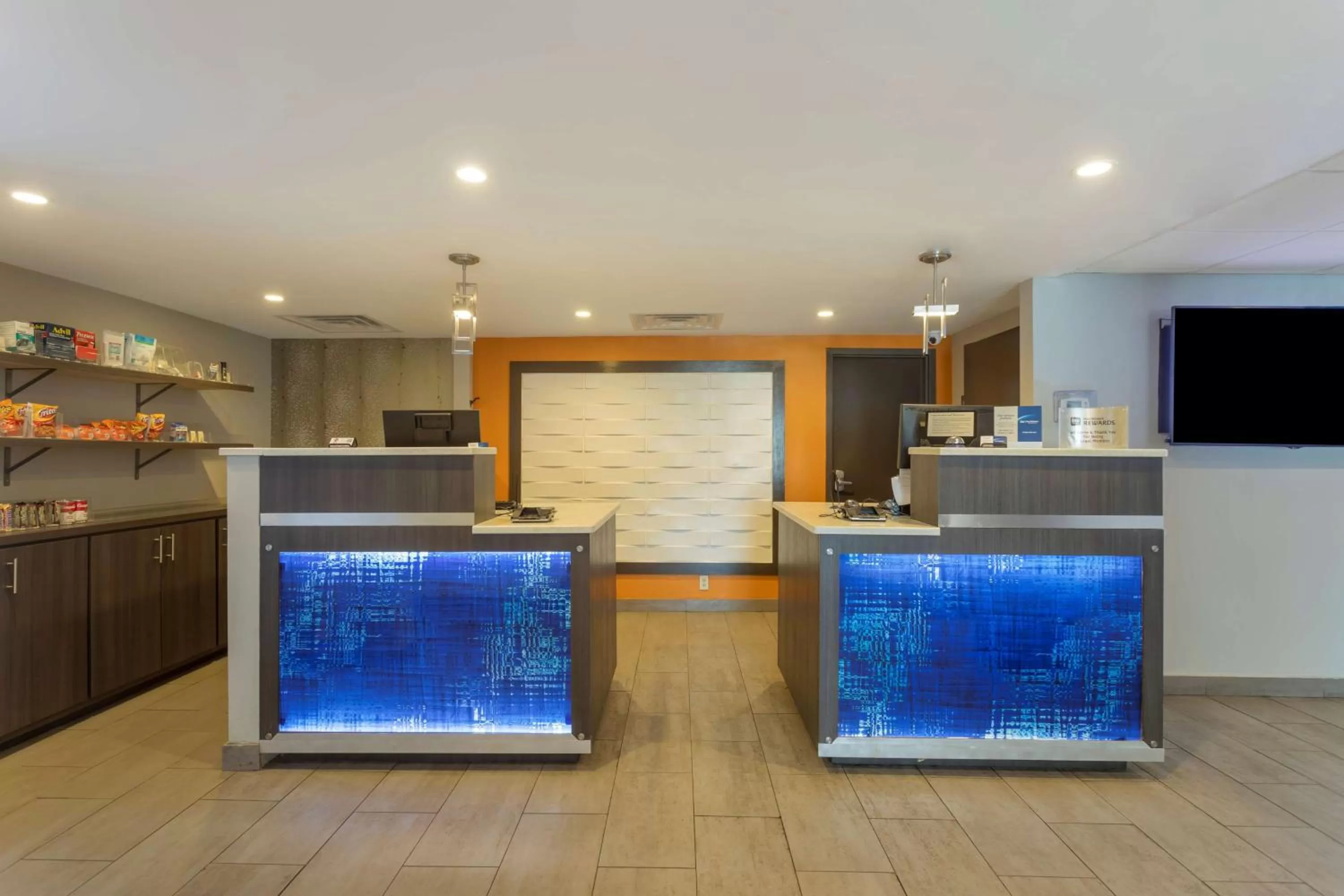 Lobby or reception in Best Western Plus Bowling Green