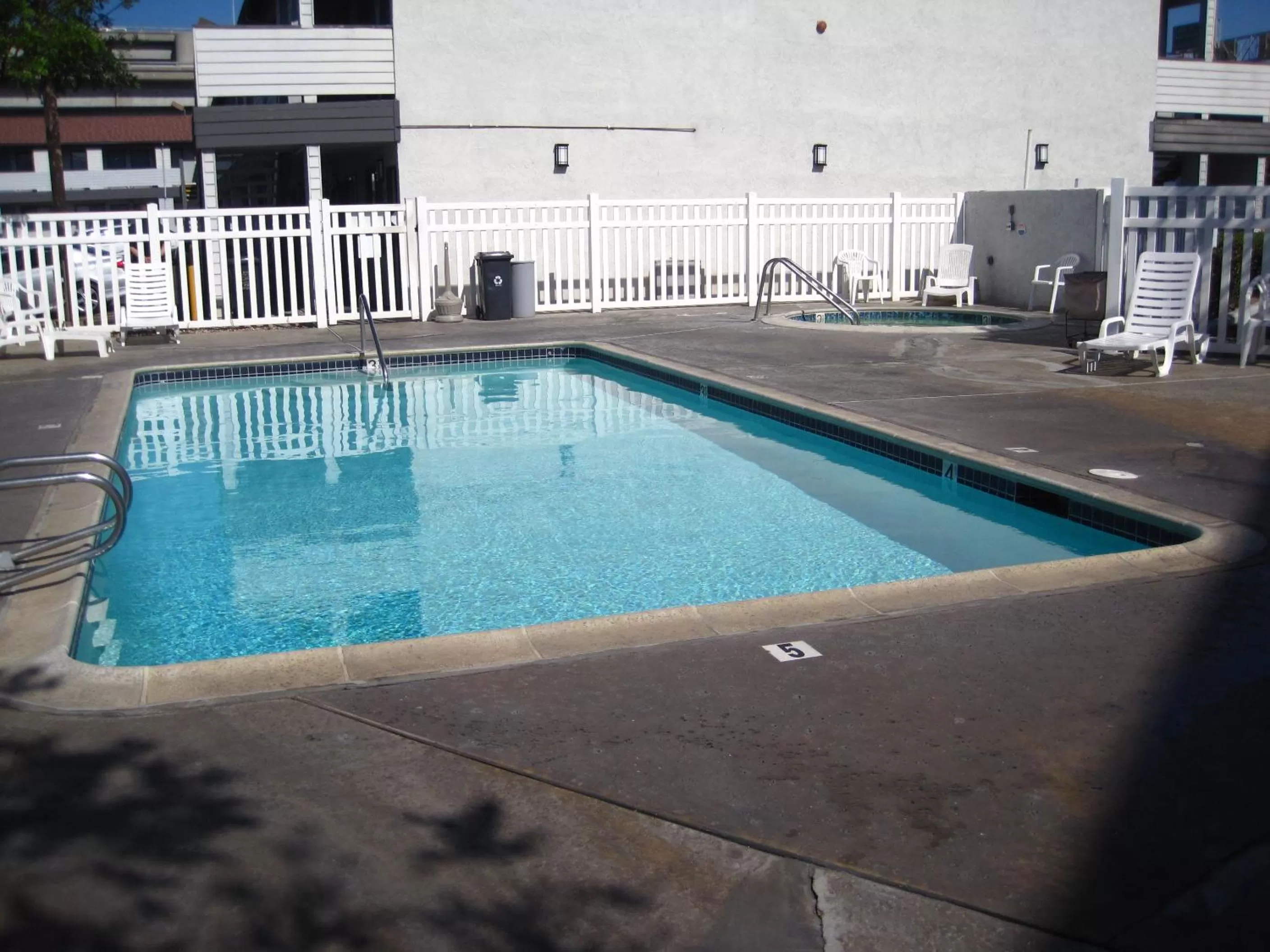 Swimming pool in EZ 8 Motel Old Town