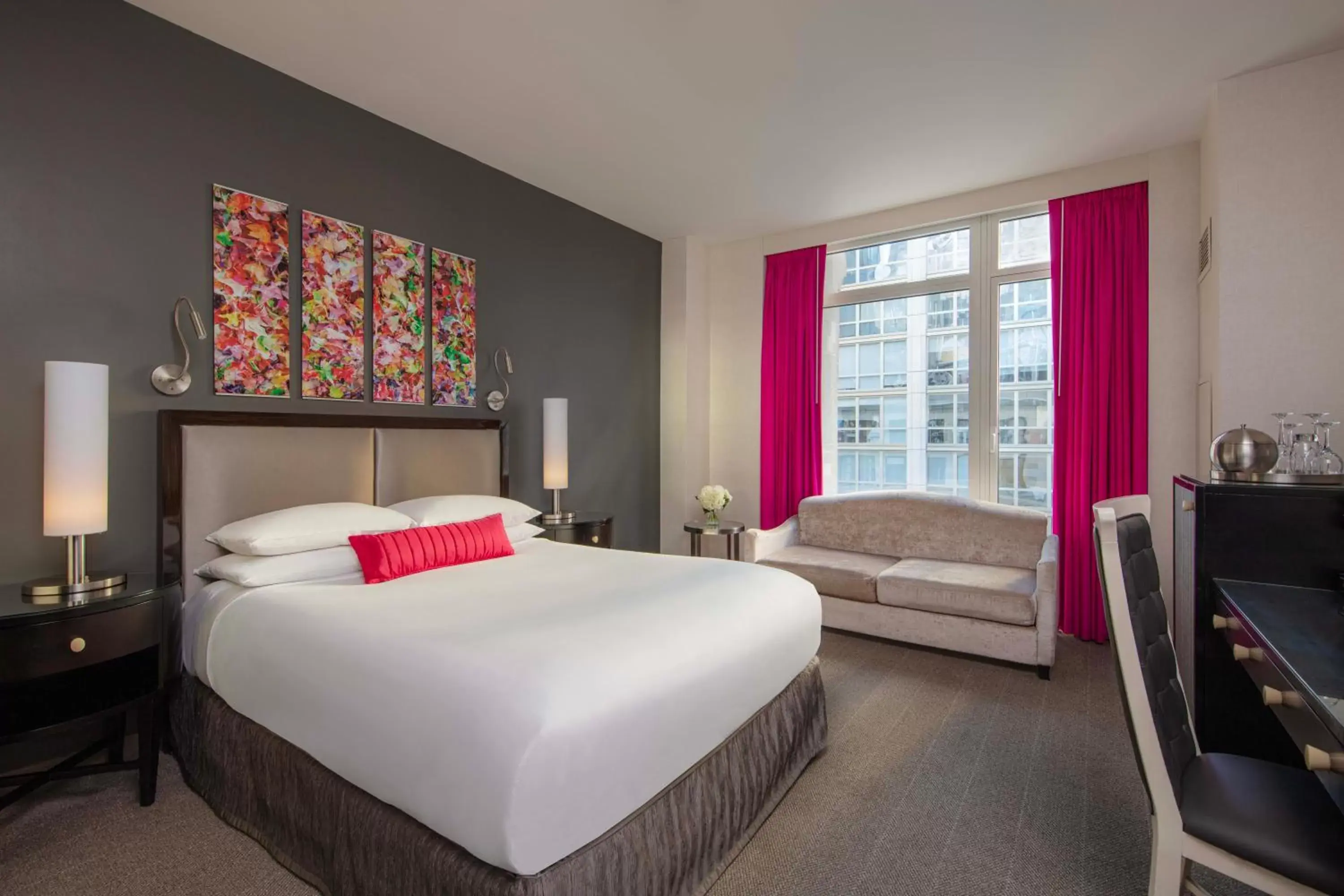 Superior Queen Room in Royalton Park Avenue Superior Queen Room in Royalton Park Avenue